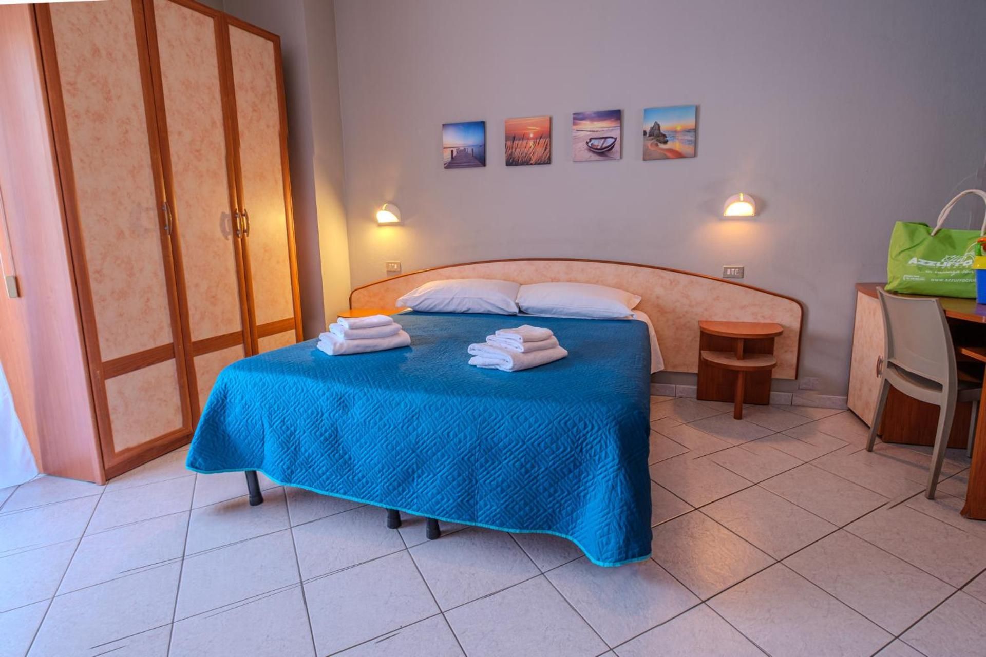 Double or Twin Room with Balcony - Disability Access