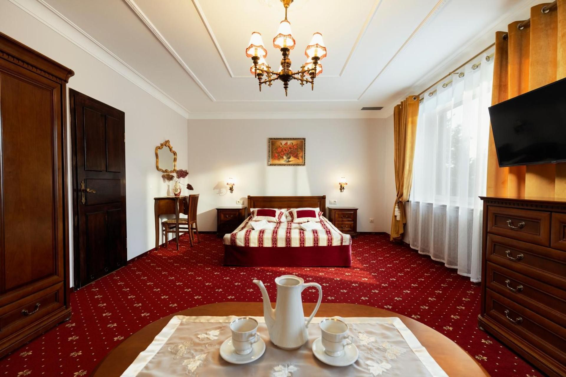 Deluxe Apartment