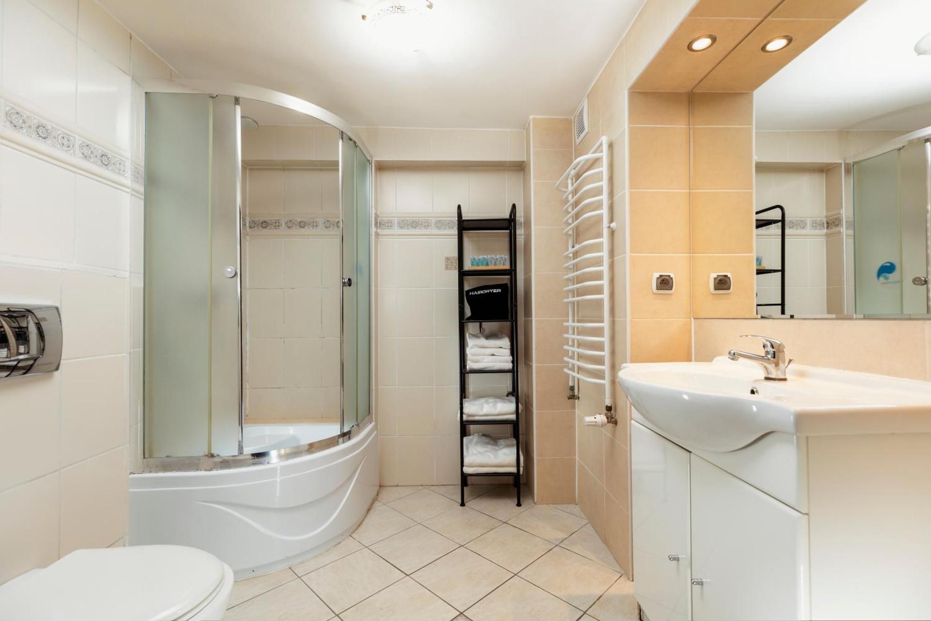 Comfort Quadruple Room