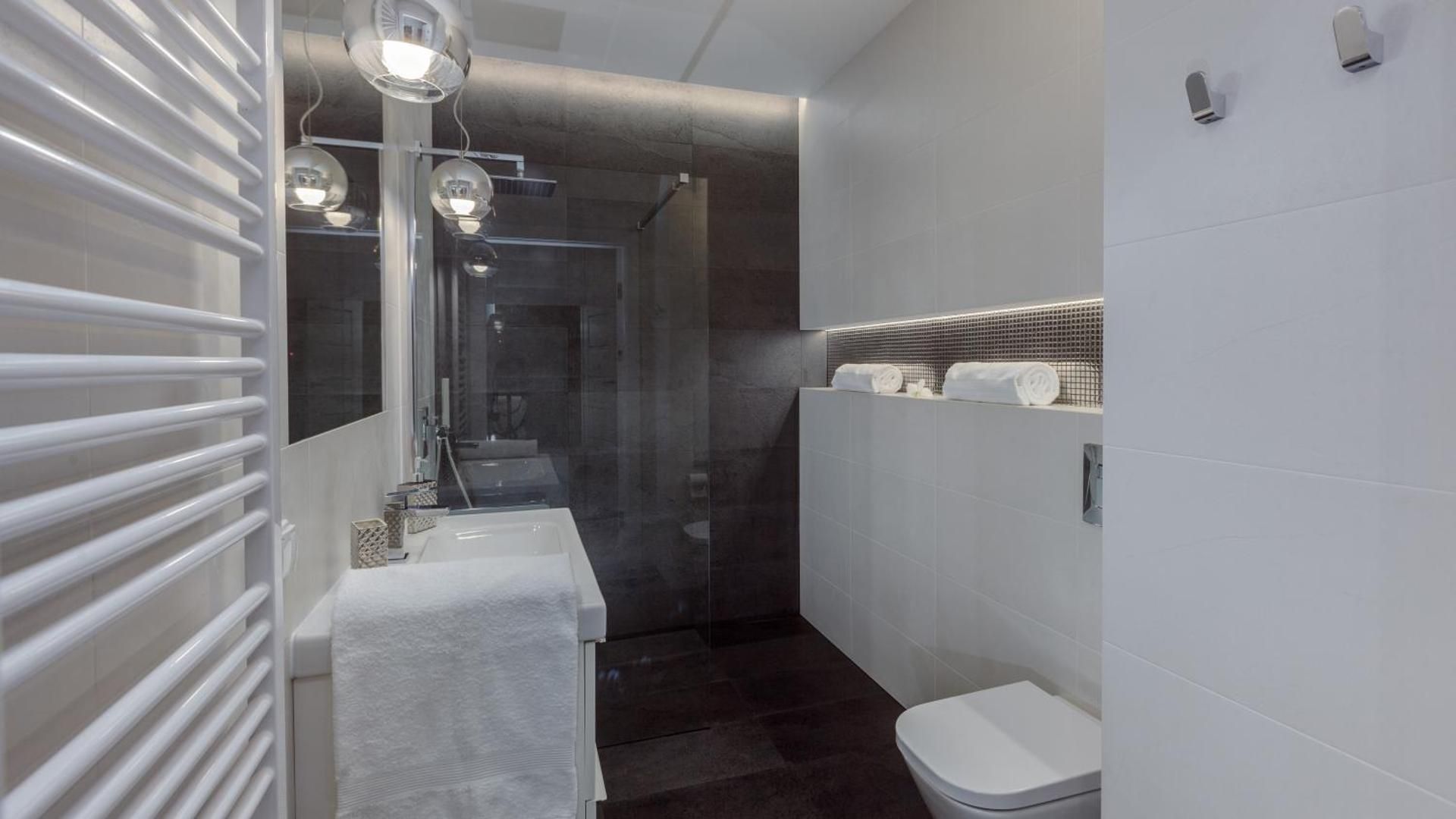 Superior Apartment