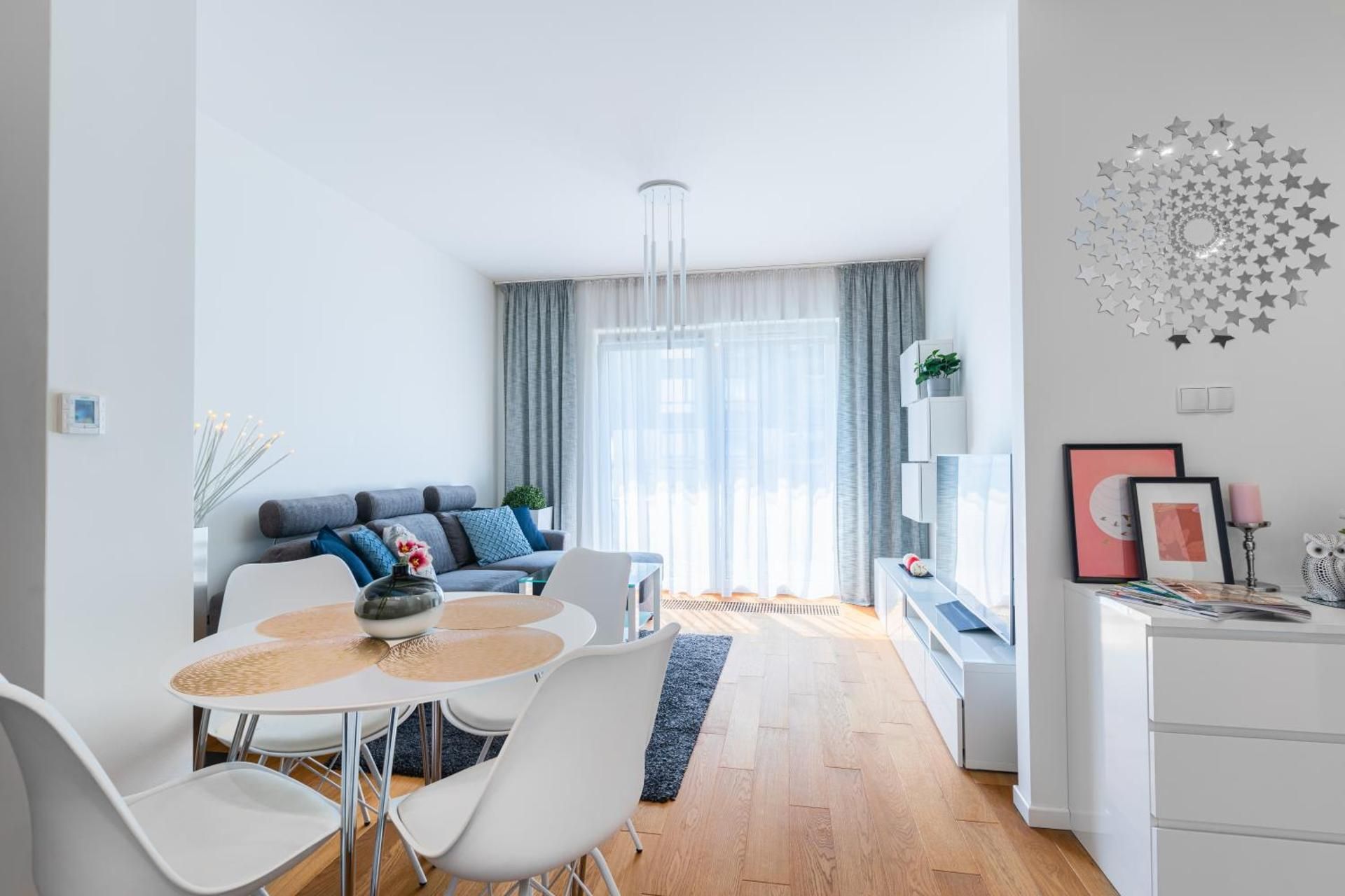 Apartment with Balcony