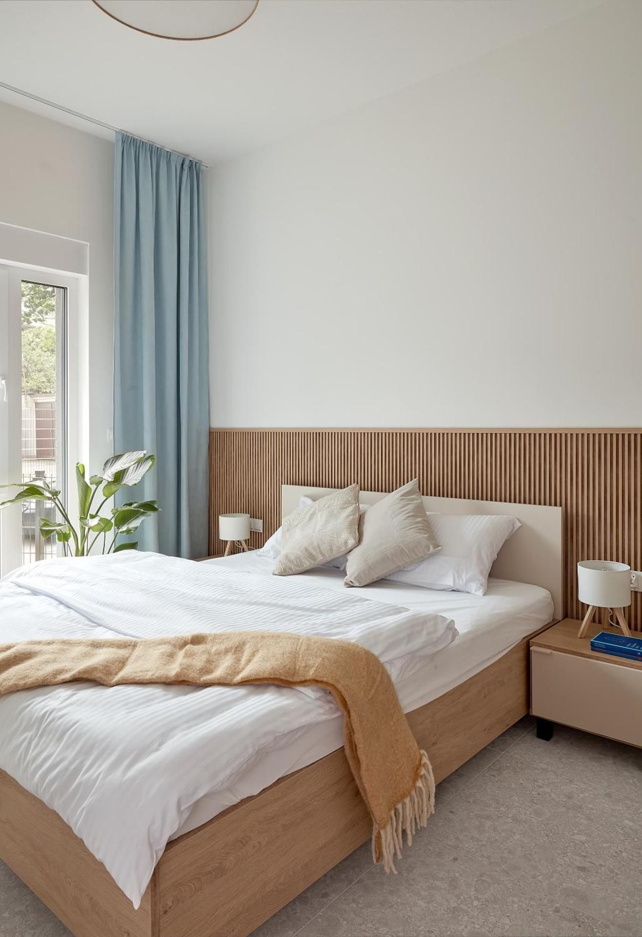 Classic One-Bedroom Apartment with King Bed