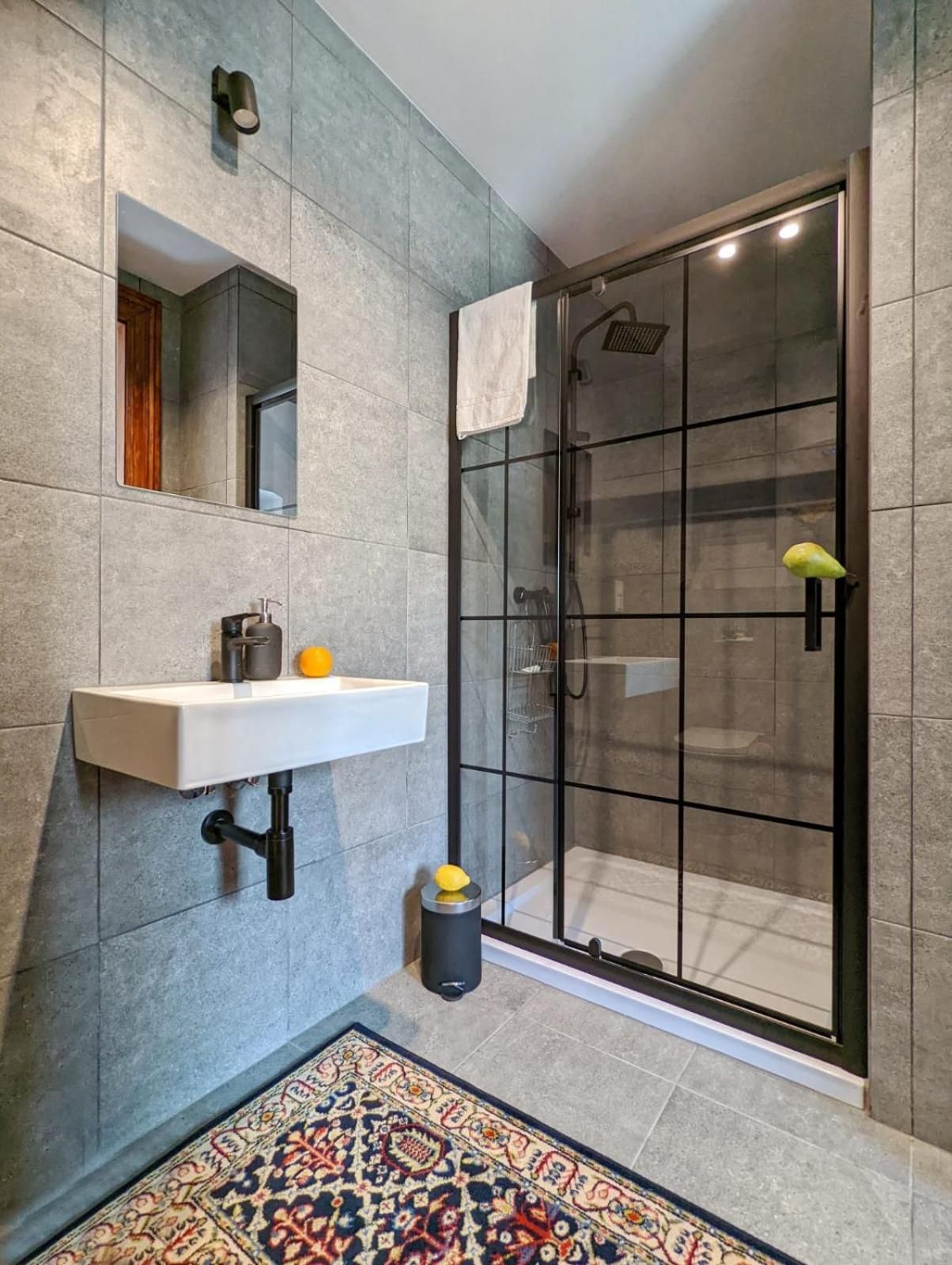 Noncommissioned officer's suite