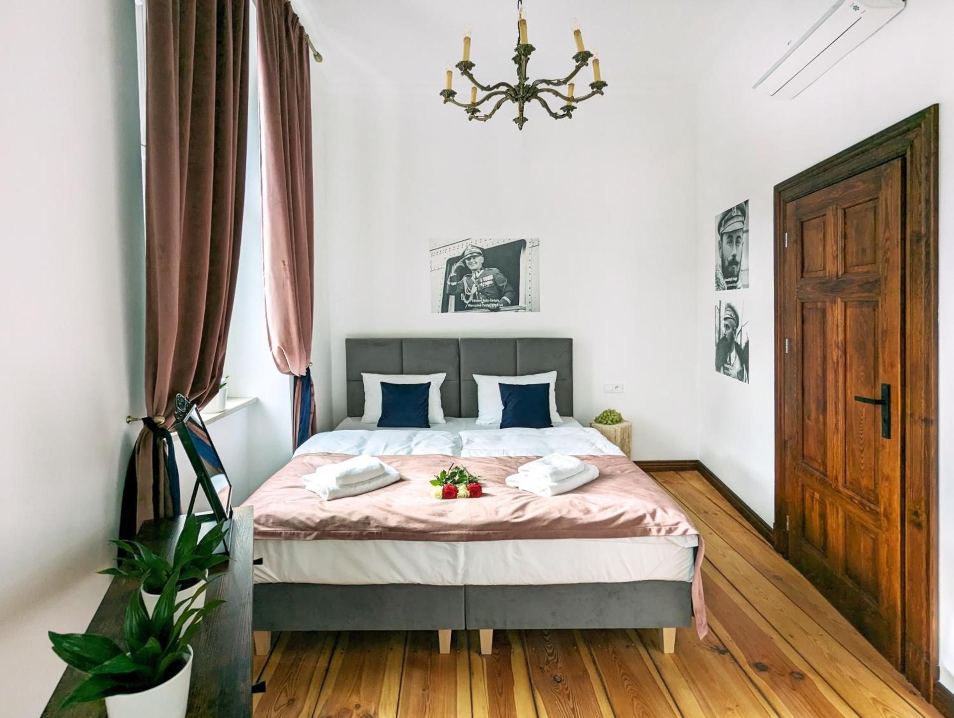 Apartment with Balcony