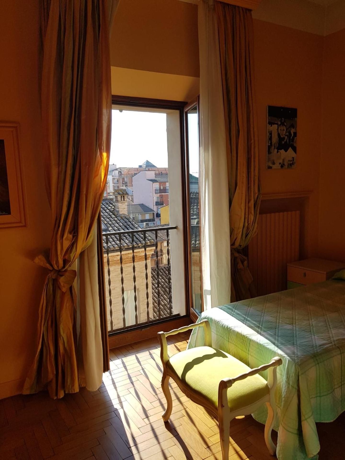 Superior Deluxe Double or Twin Room 