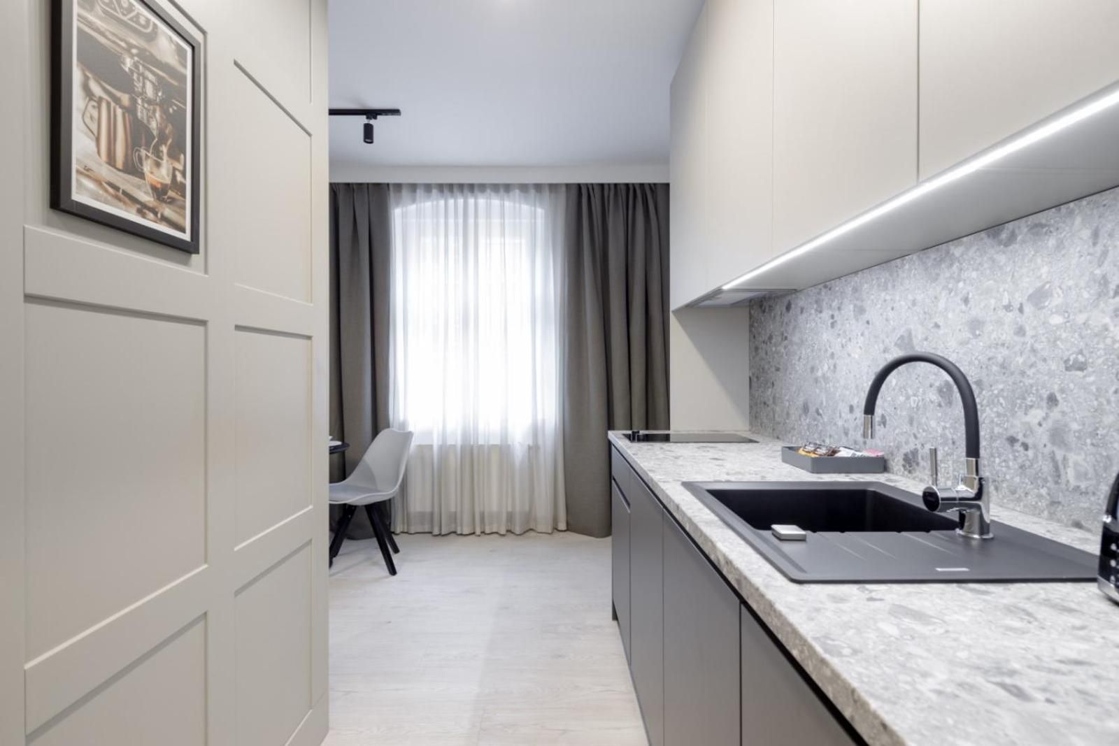 Studio Apartment