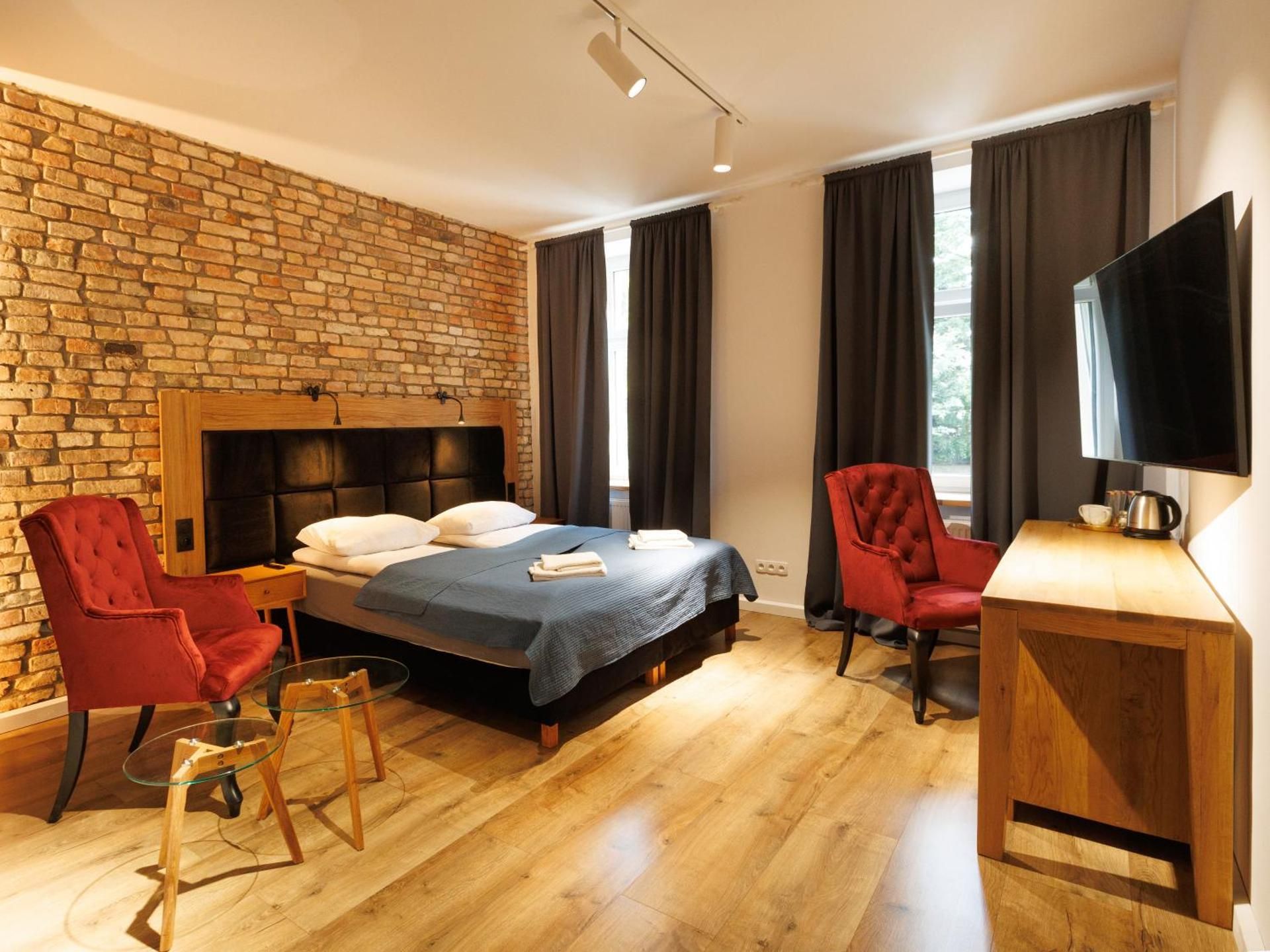 Large Double or Twin Room