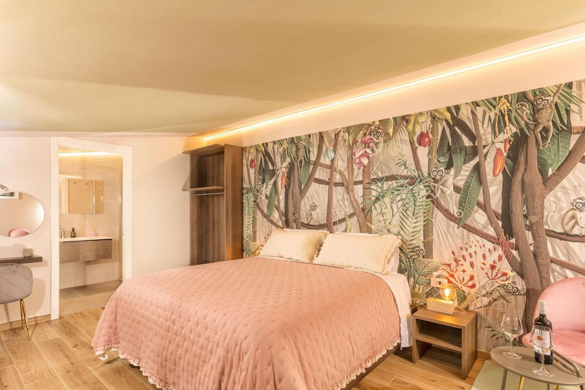 King Room with Lake View