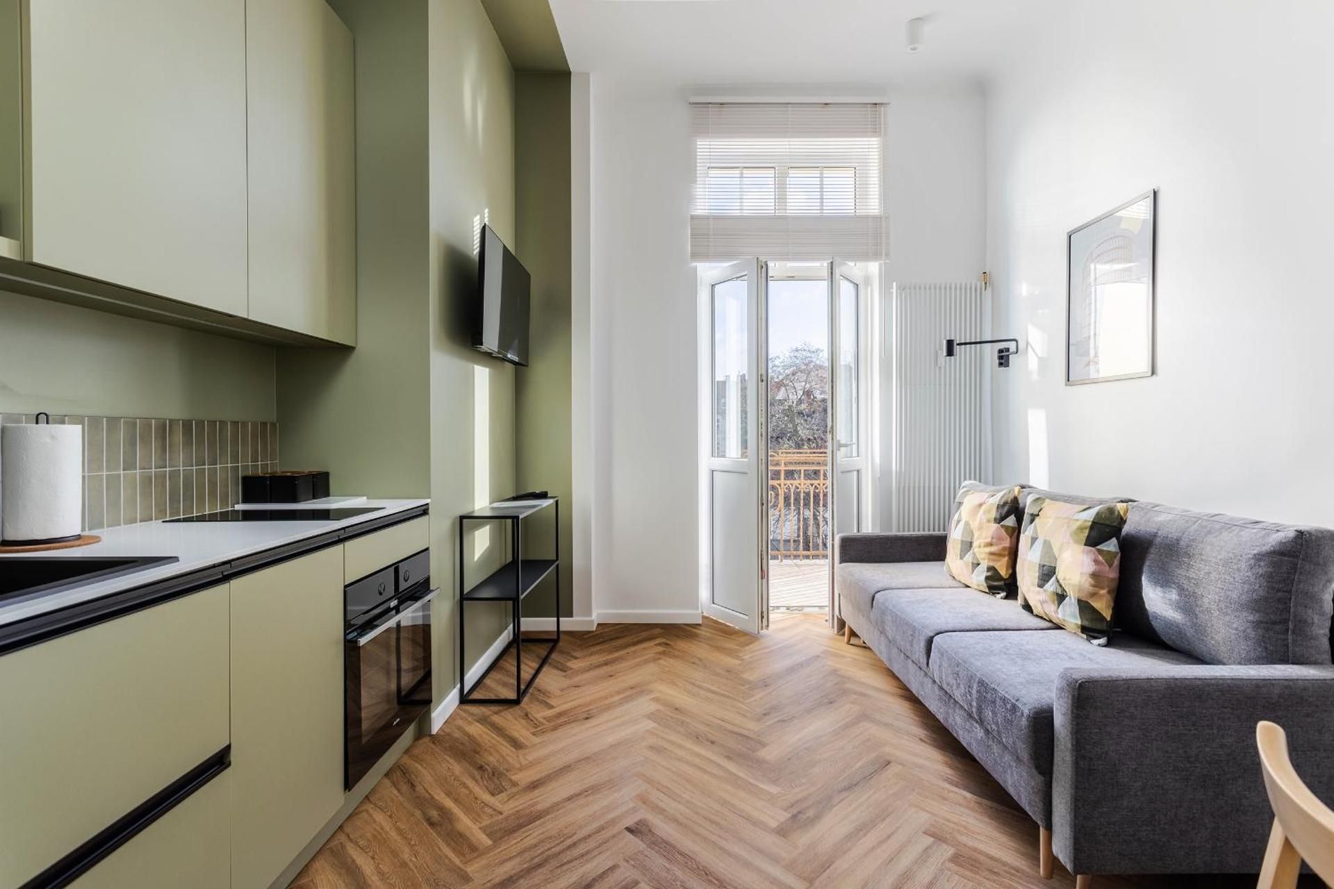 Studio Apartment