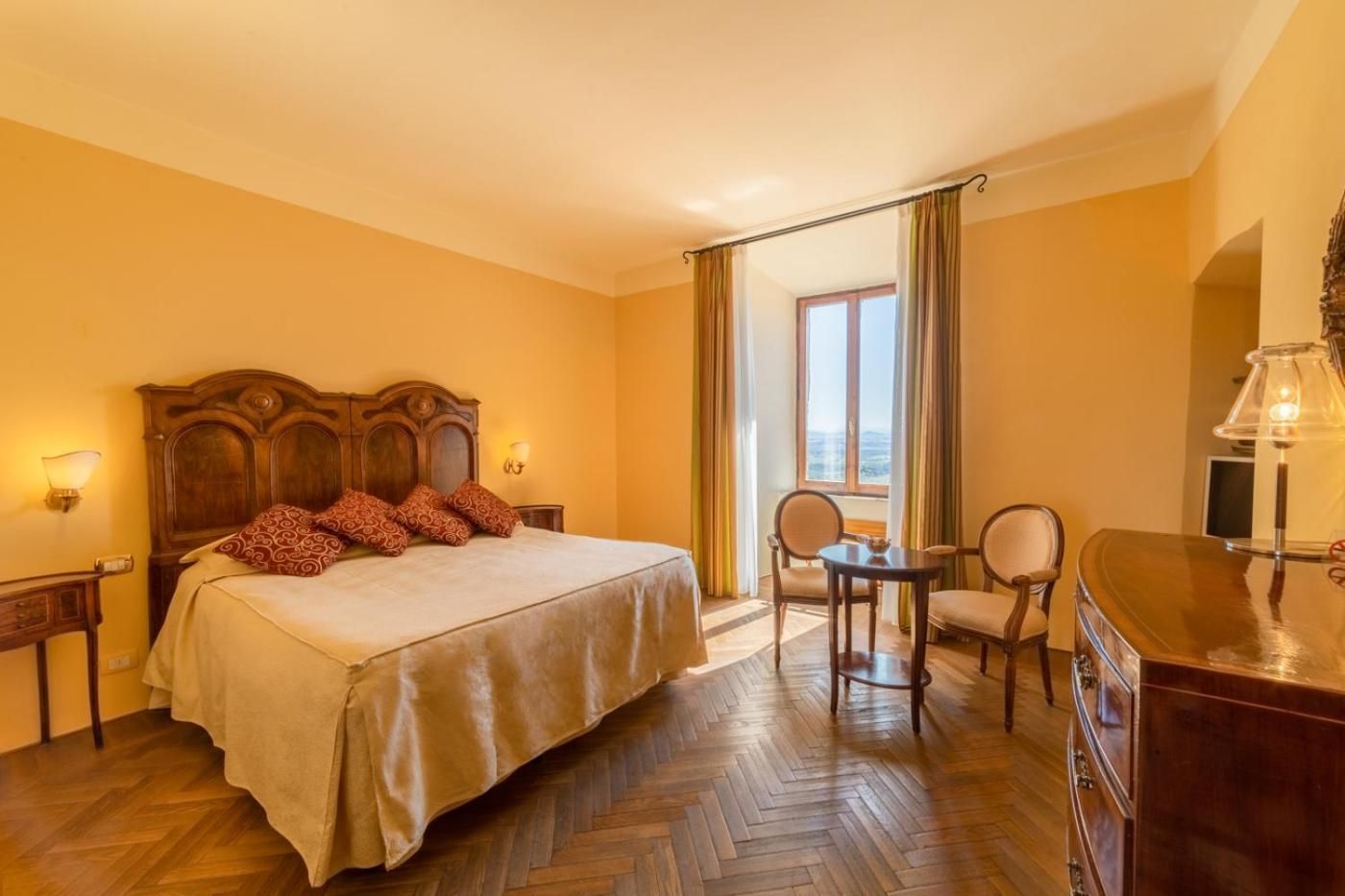 Classic Double Room