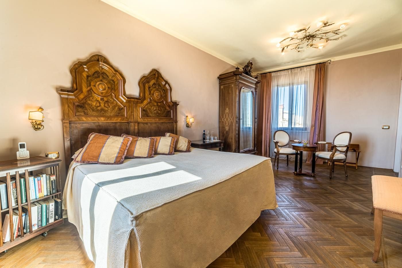 Superior King Bed
