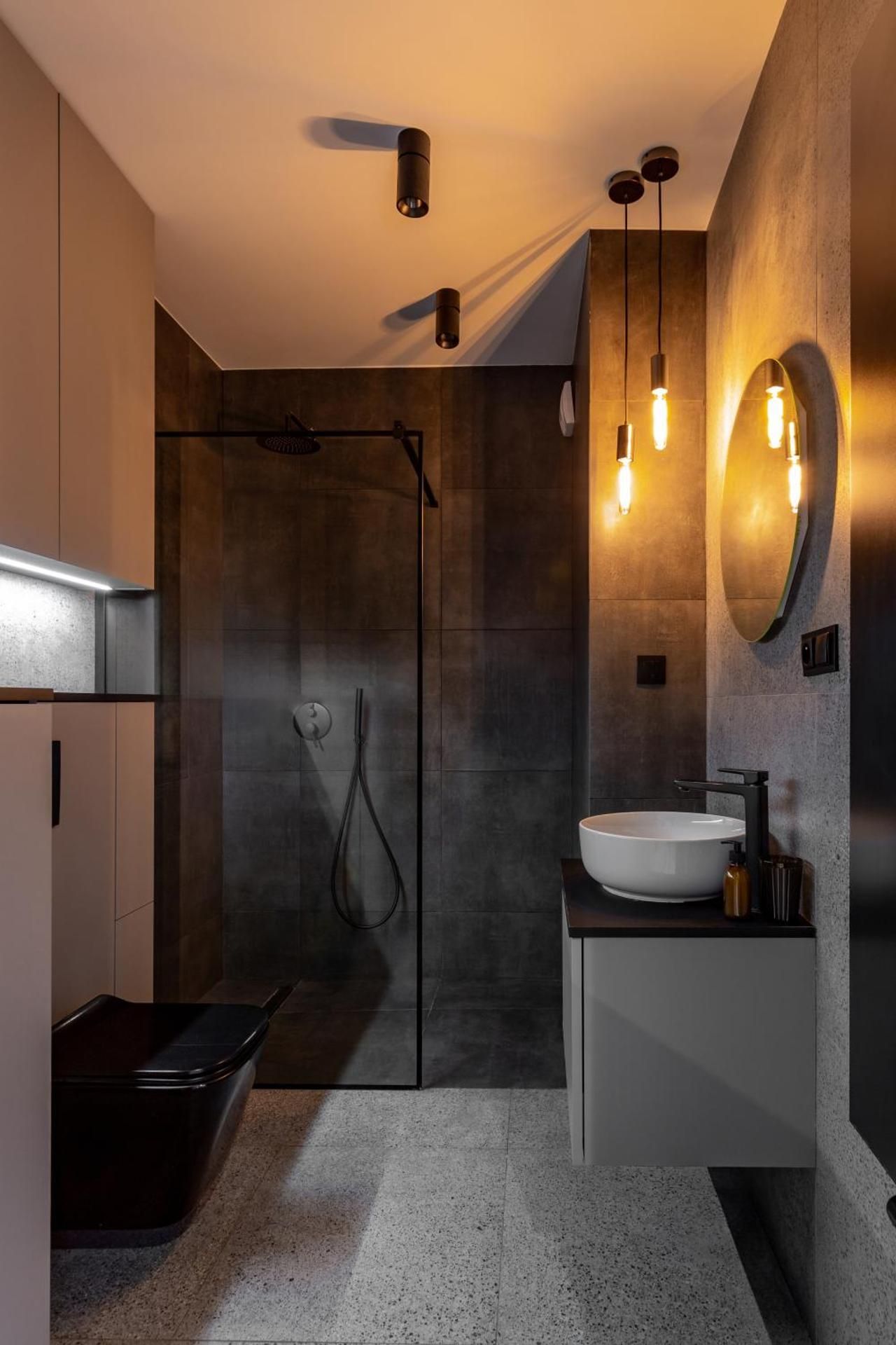 One-Bedroom Apartment - Non-Smoking
