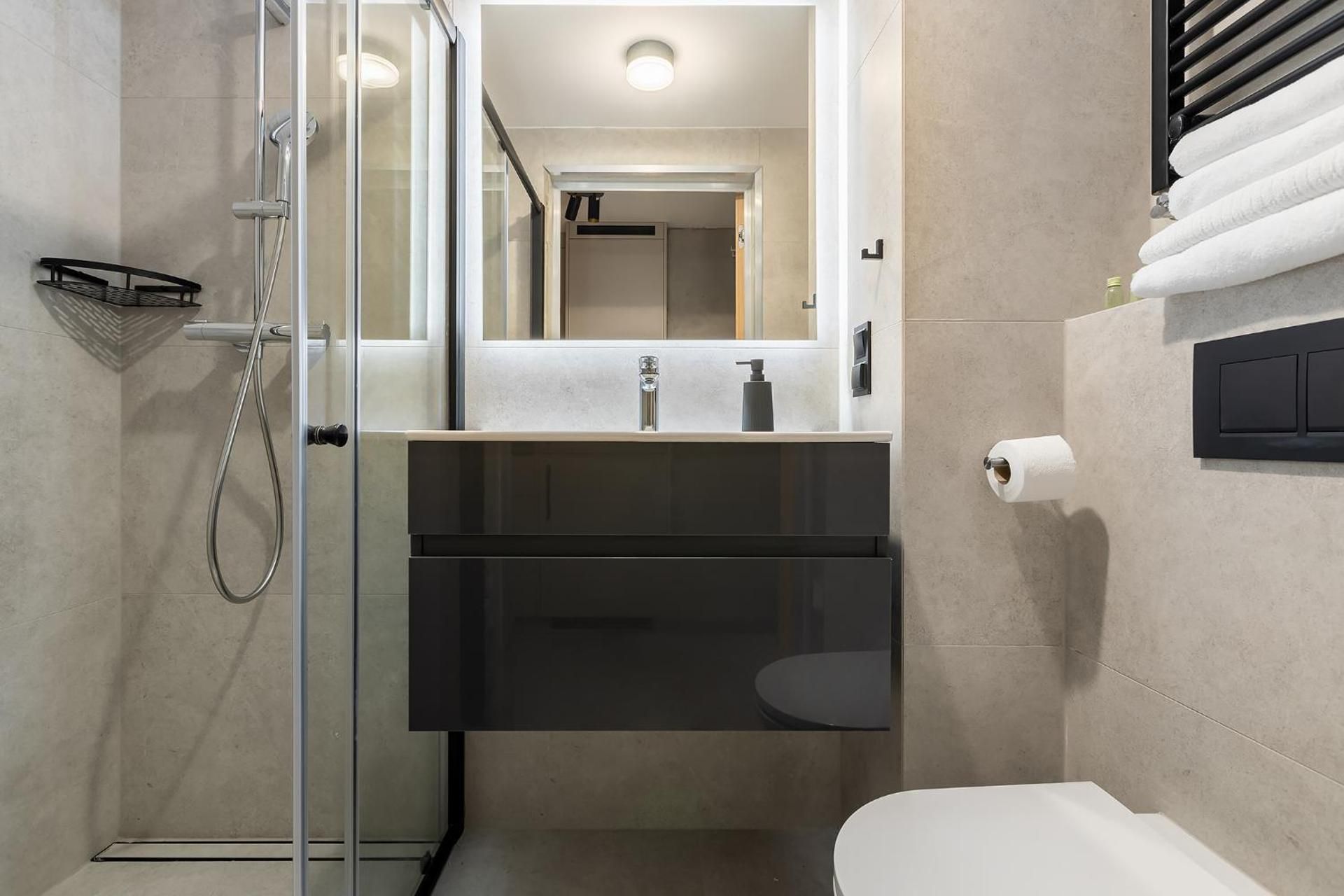 Studio Apartment with Balcony