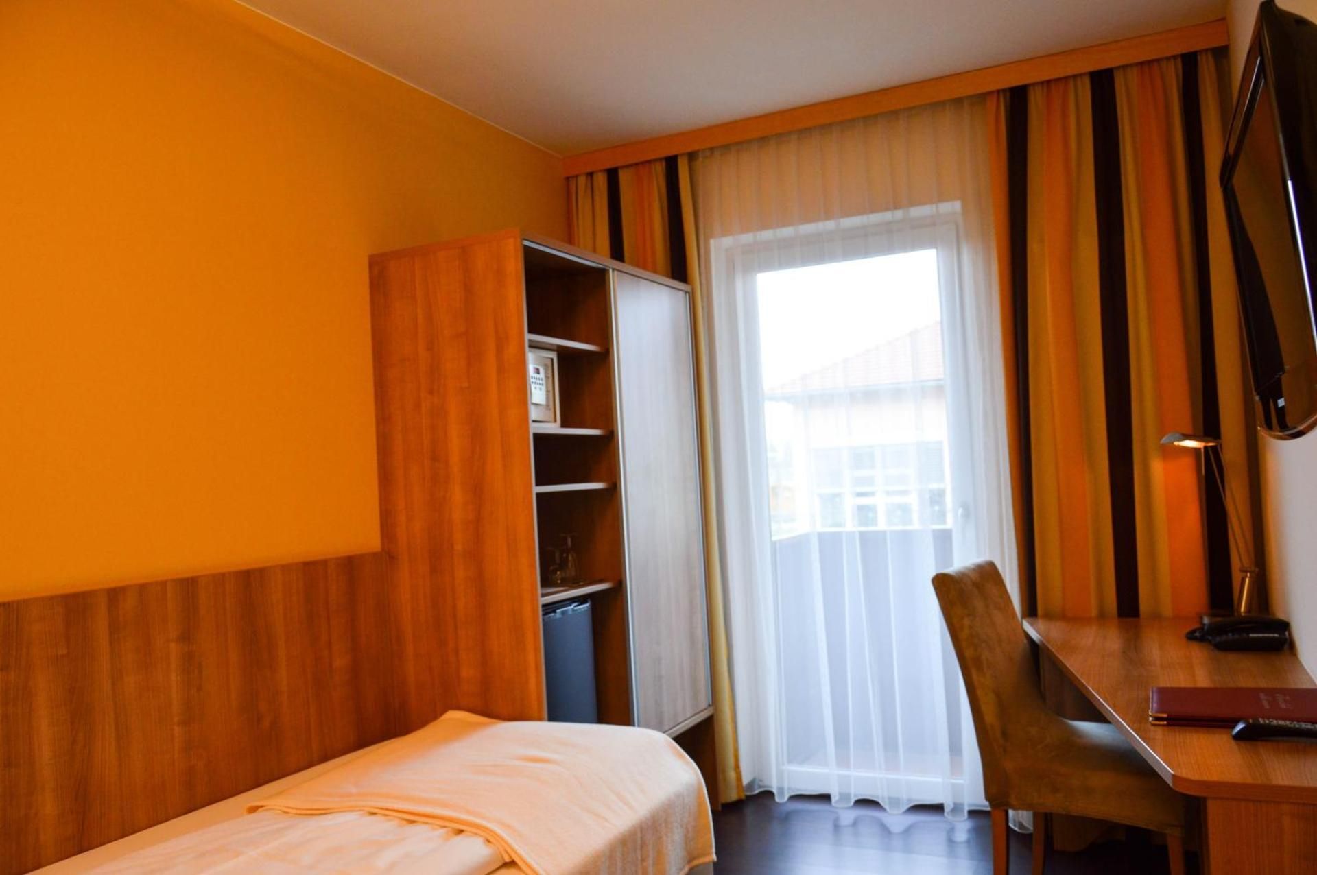 Single Room with Balcony