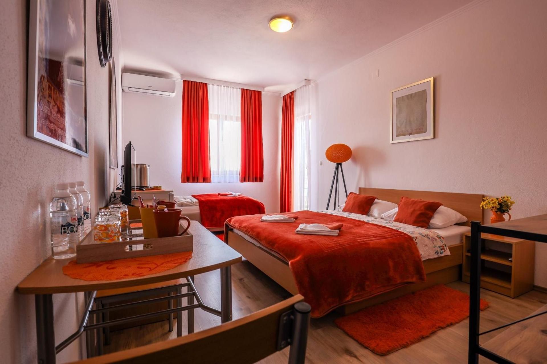Triple Room with Sea View