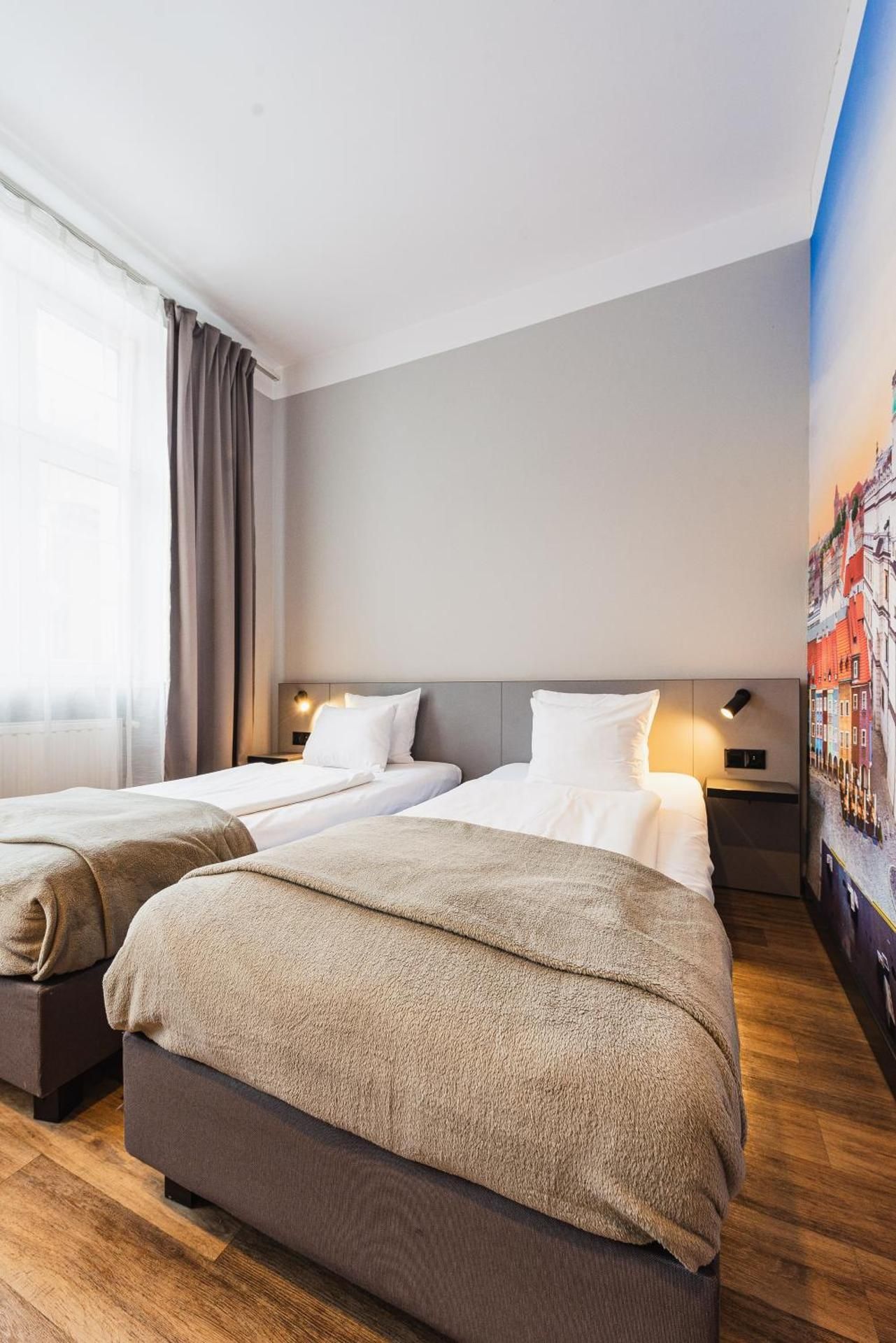 Twin Room with Private Bathroom