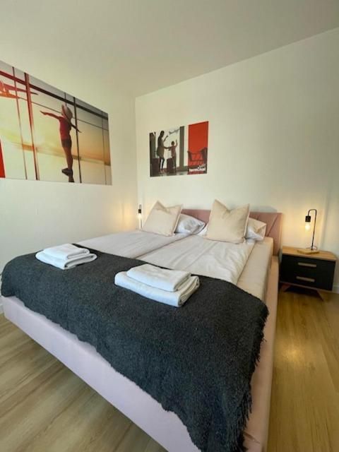Standard Double Room with Shared Bathroom