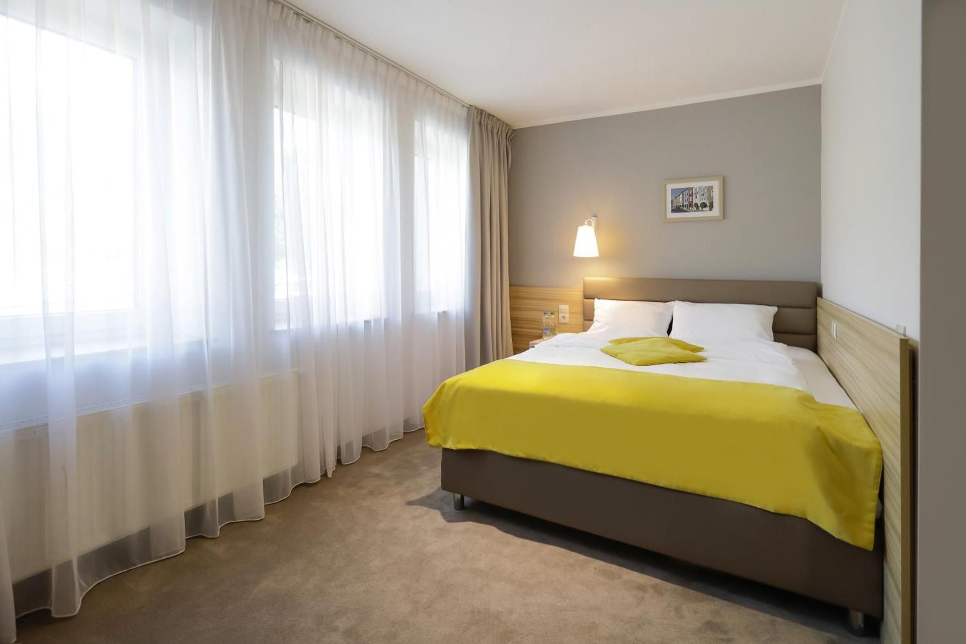 Large Double Room