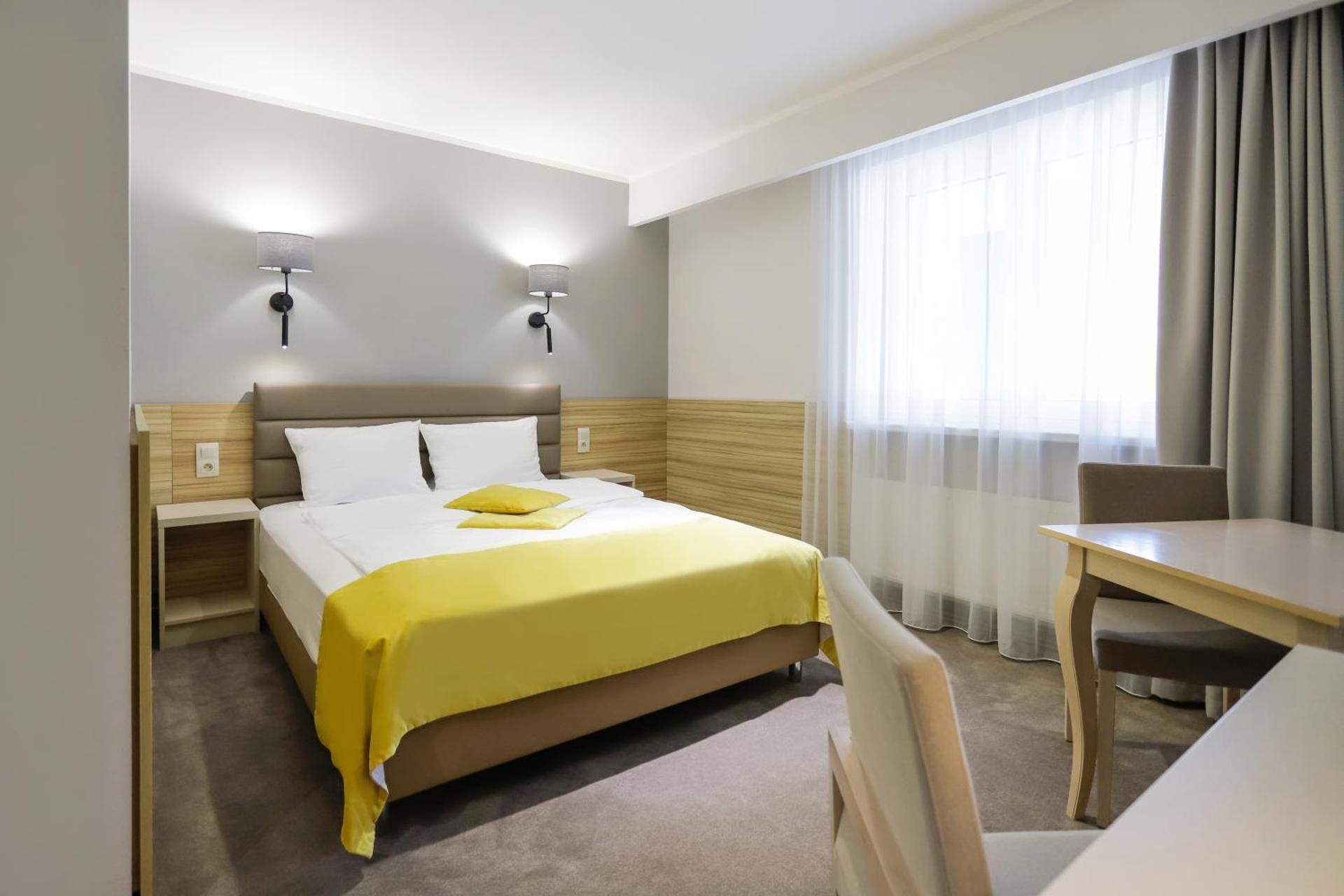 Large Double Room
