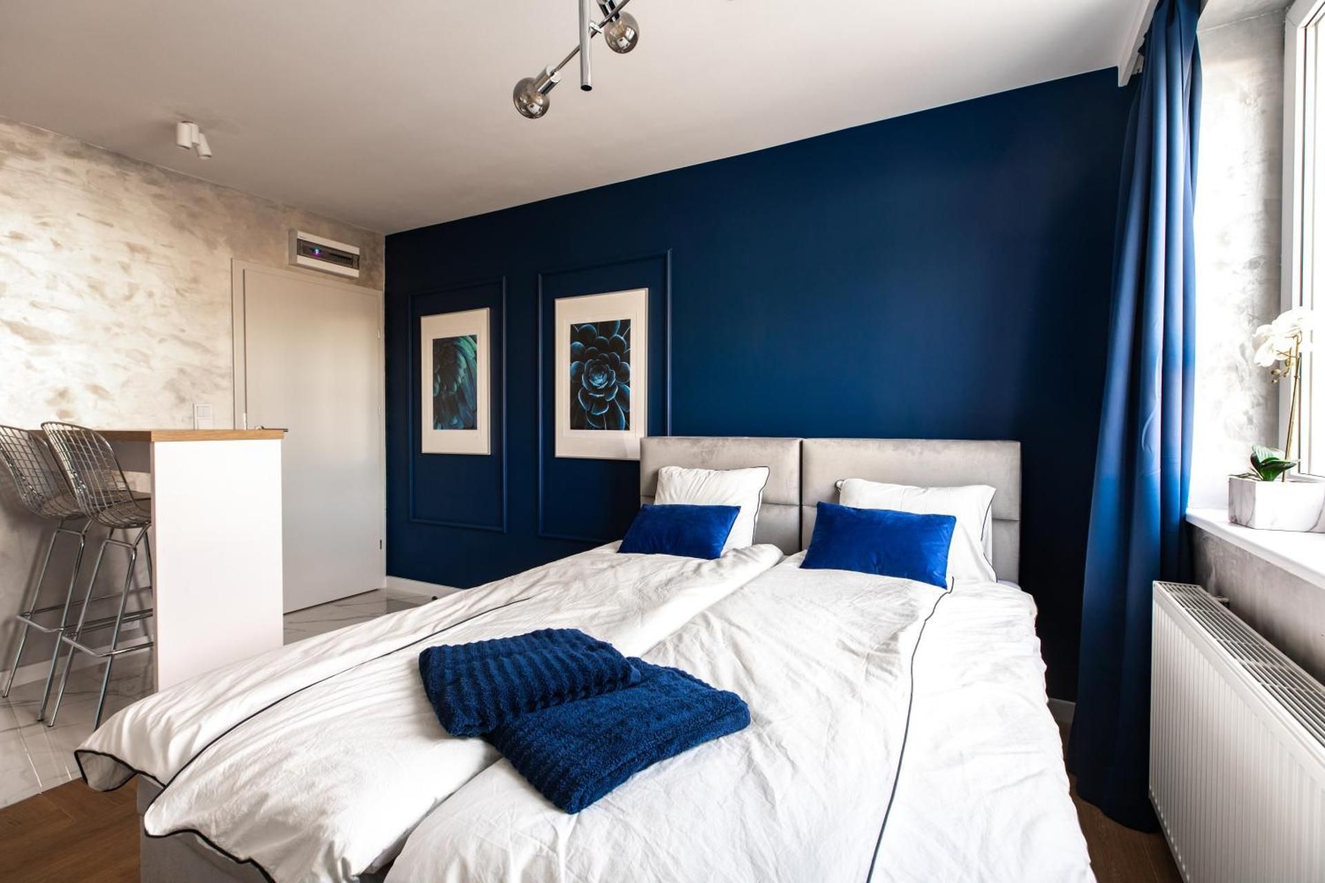 Large Twin Room