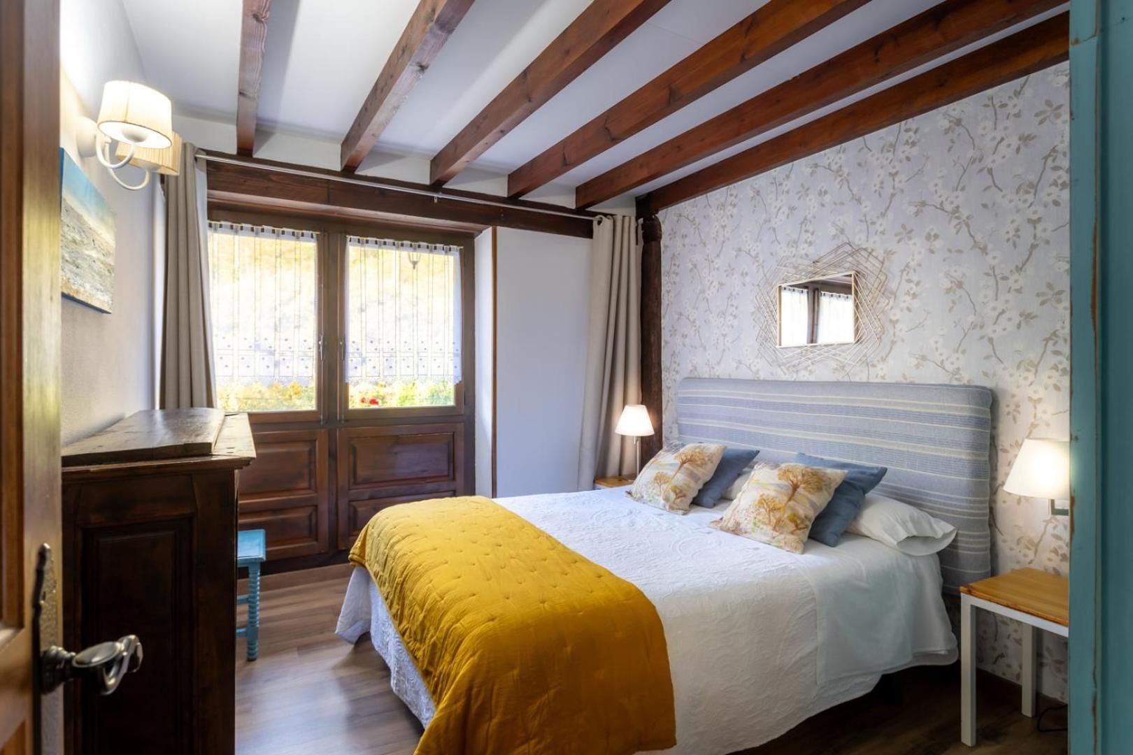 One-Bedroom Apartment with Balcony and Mountain View