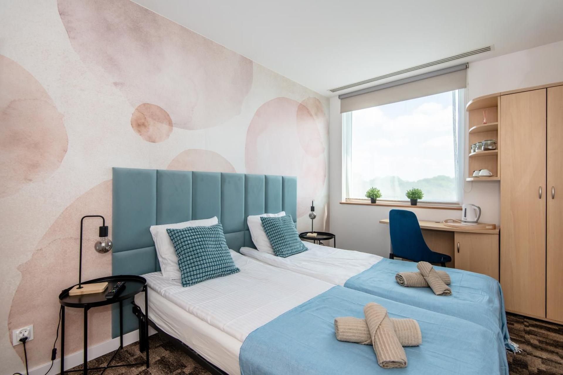 Economy Twin Room