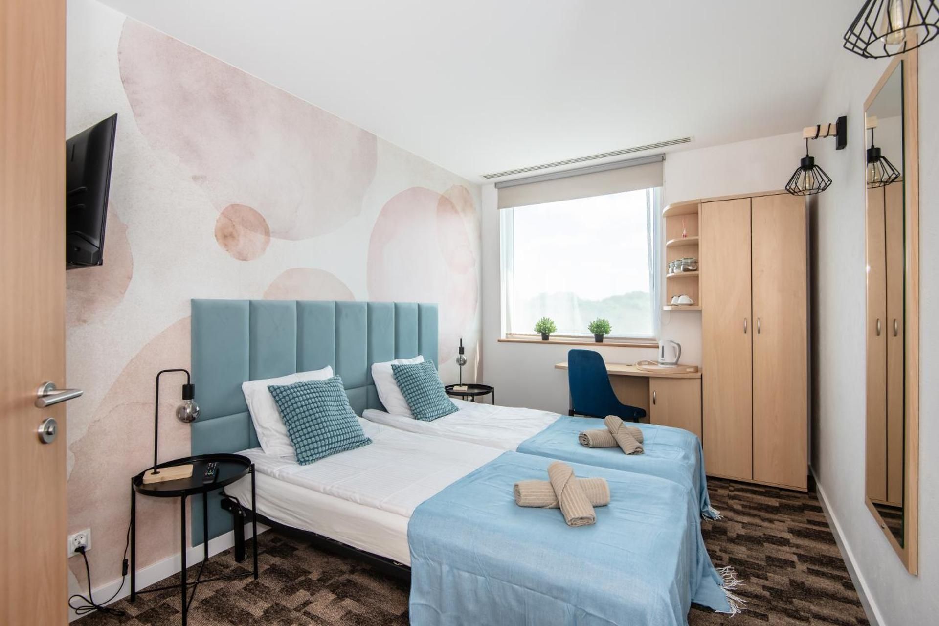 Economy Twin Room