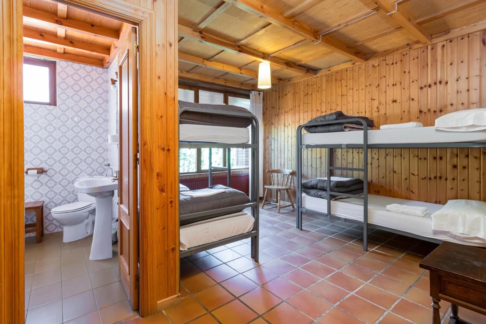 Quadruple Room with Private Bathroom