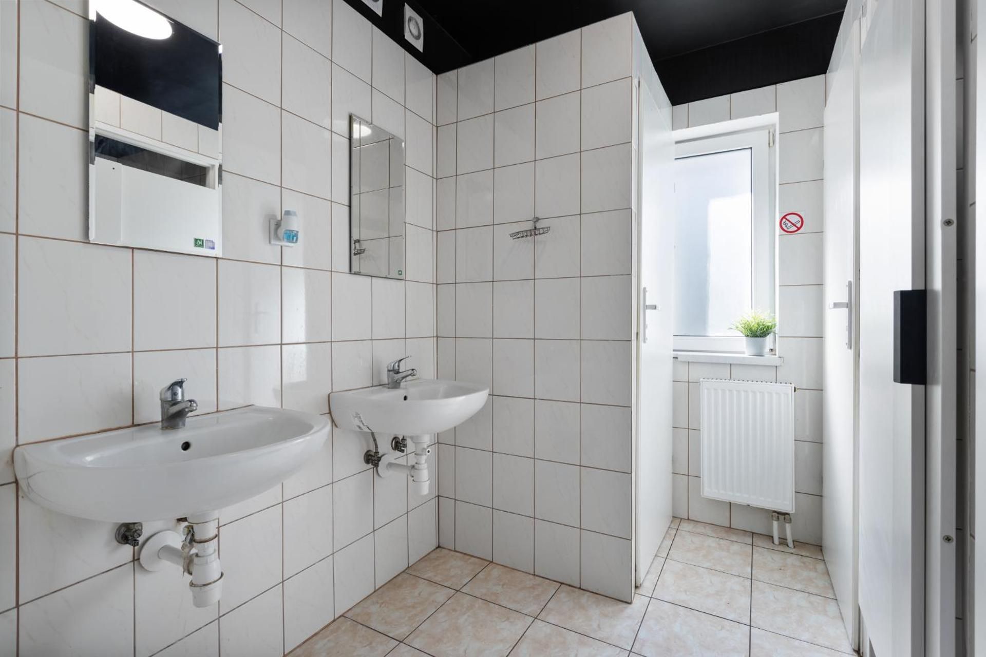 Quadruple Room with Shared Bathroom