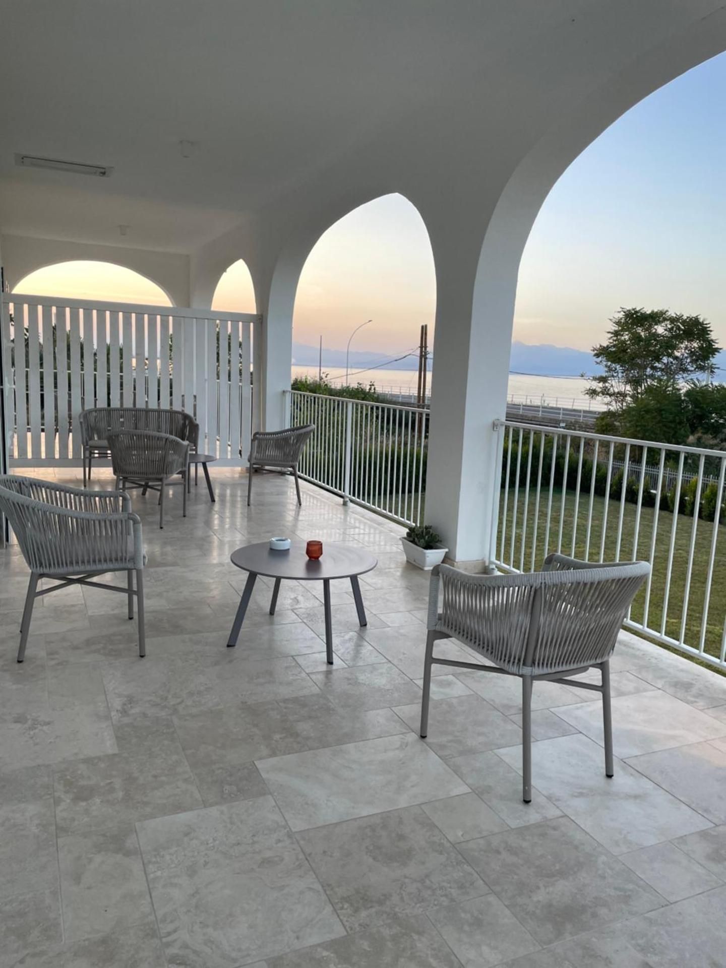 Deluxe Suite with Sea View