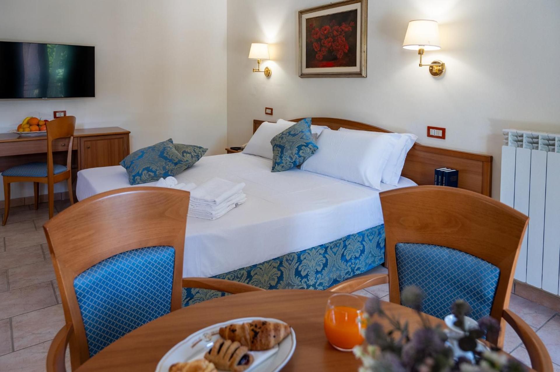 Deluxe Double Room with Balcony