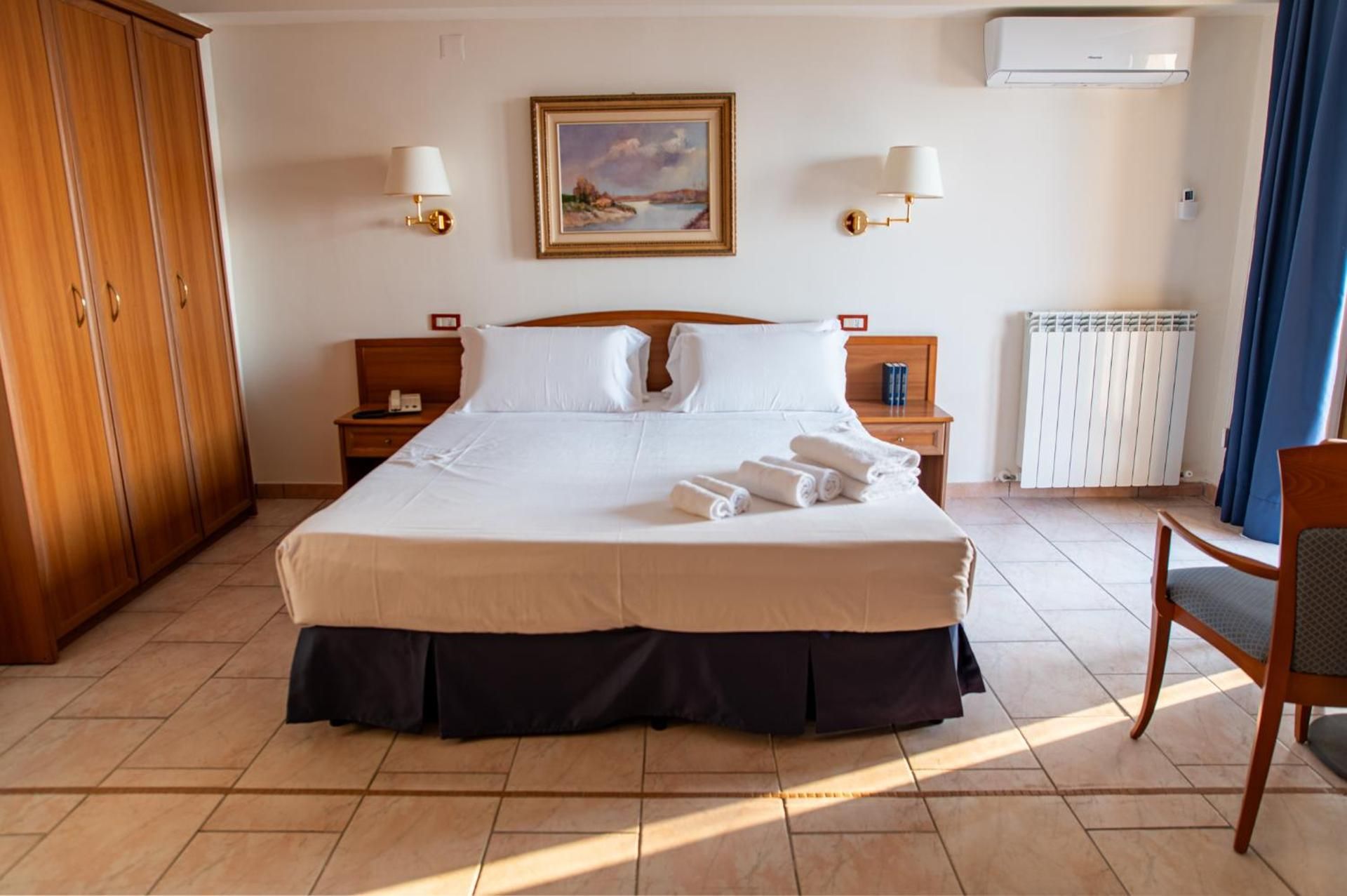 Deluxe Single Room with Balcony