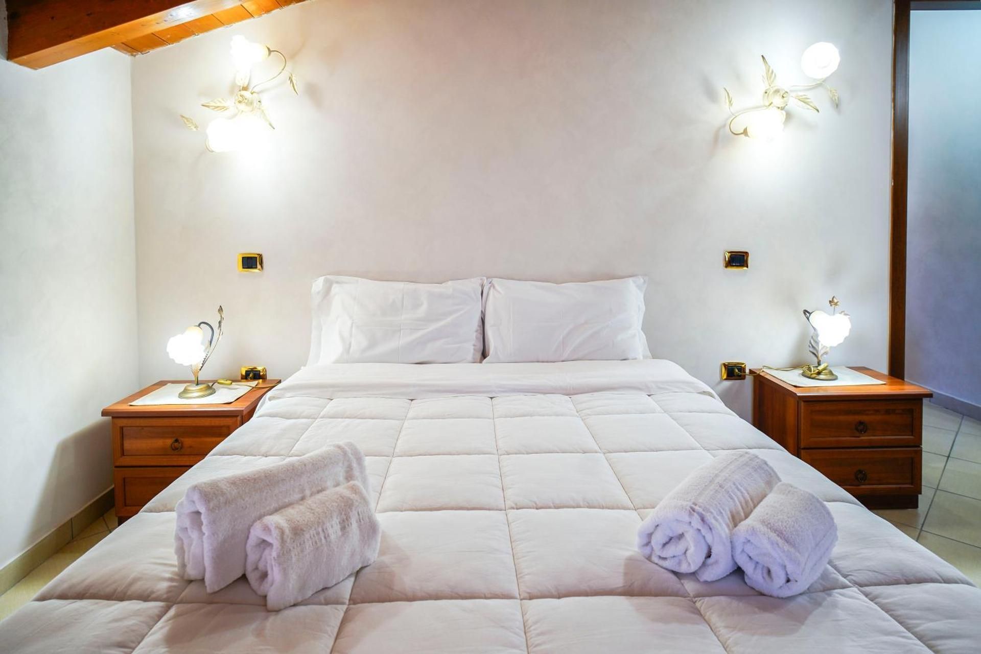 Quadruple Room with Private Bathroom