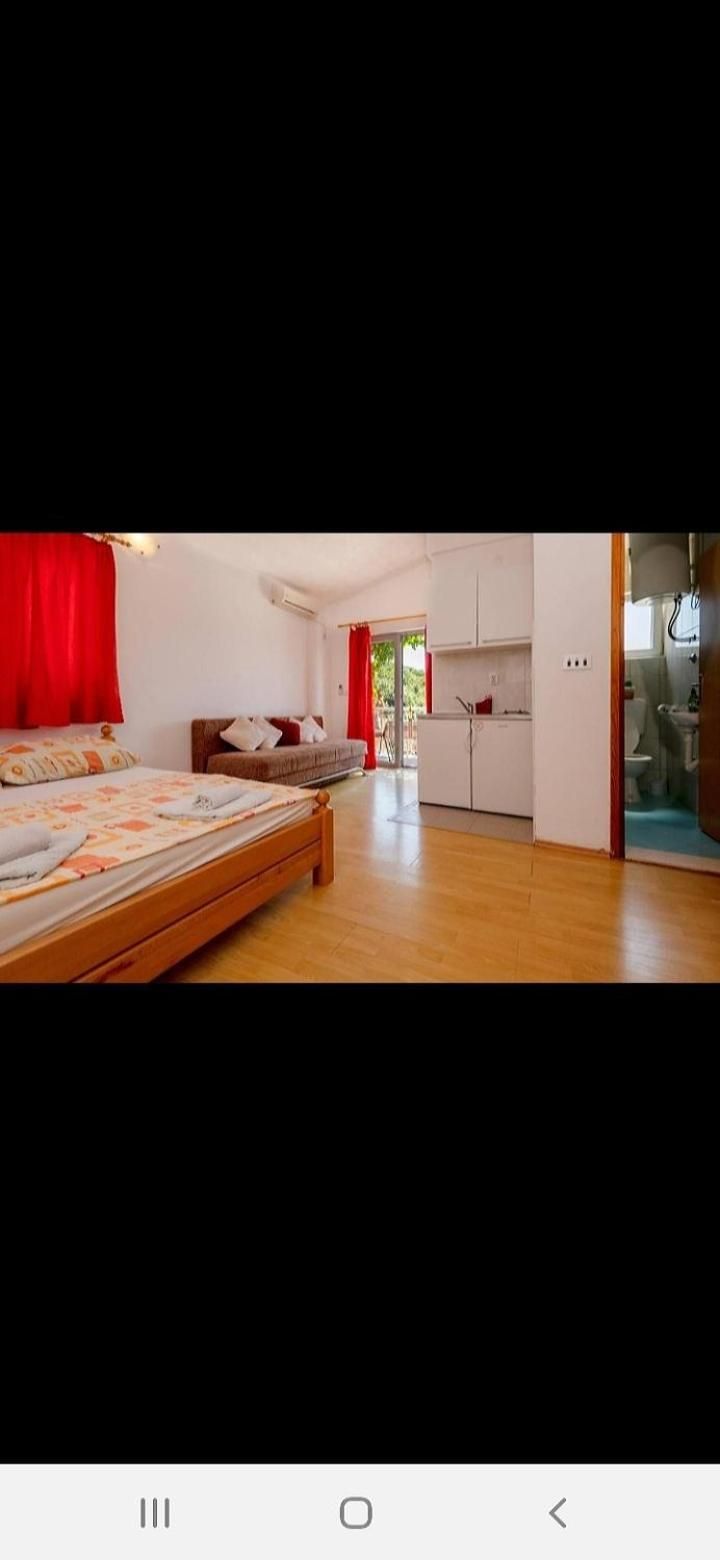 Studio Apartment with Balcony