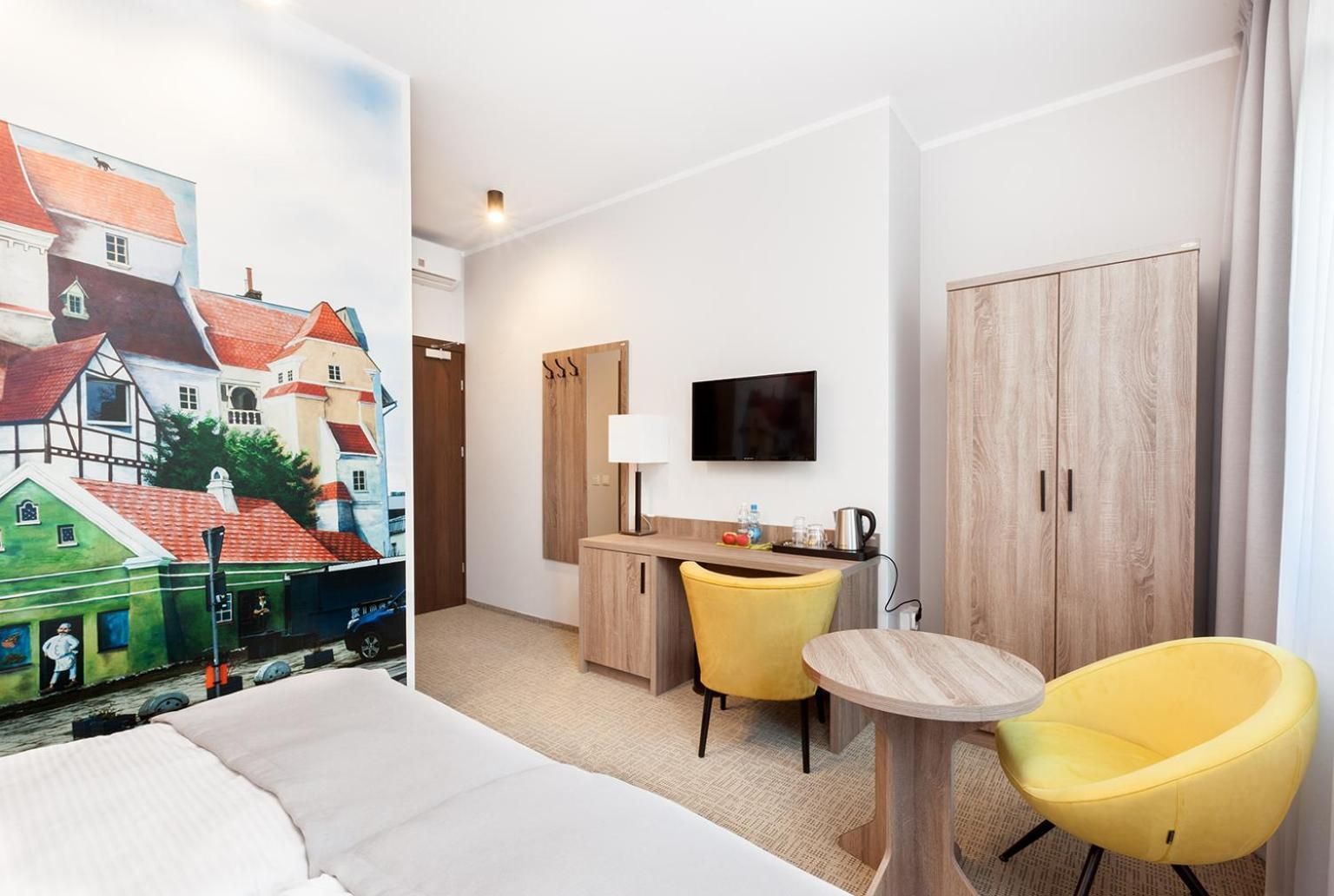 Standard Twin Room
