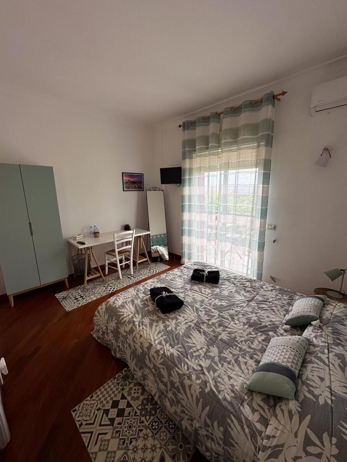 Deluxe Double Room with Balcony and Sea View