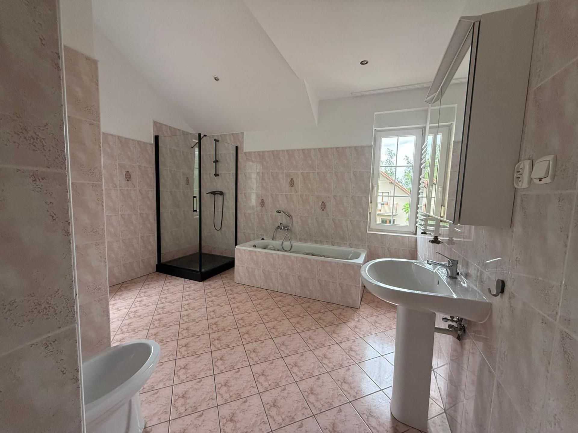 Double or Twin Room with Shared Bathroom