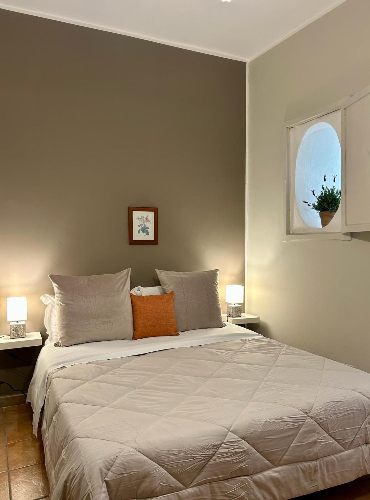 Deluxe Double or Twin Room with City View