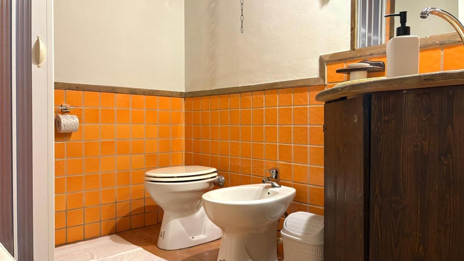 Double or Twin Room with Private External Bathroom