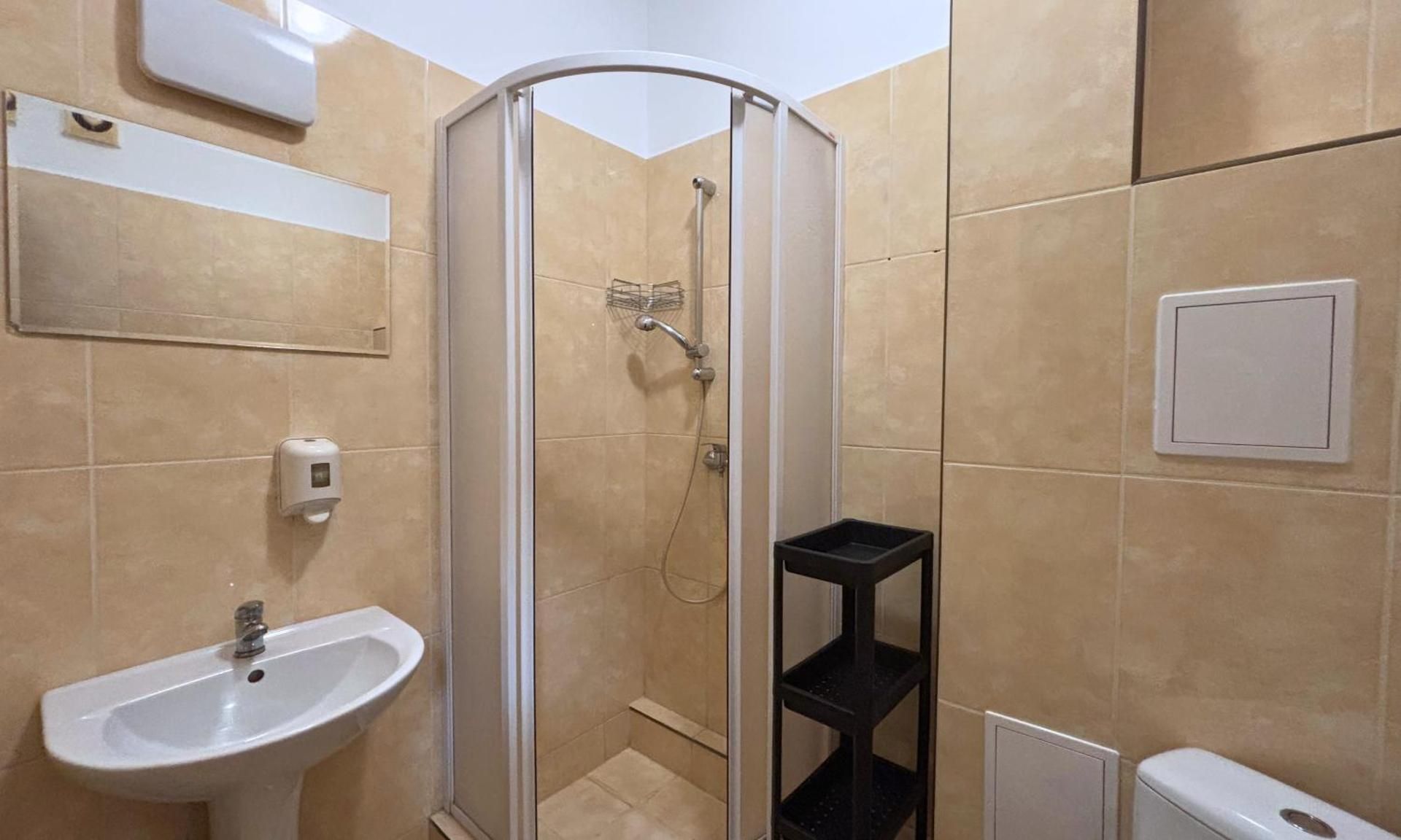 Quadruple Room with Shared Bathroom