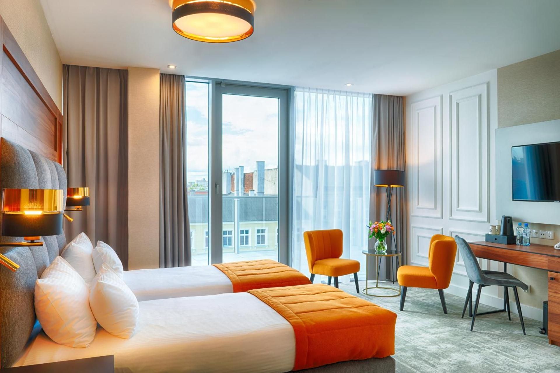 Standard Twin Room