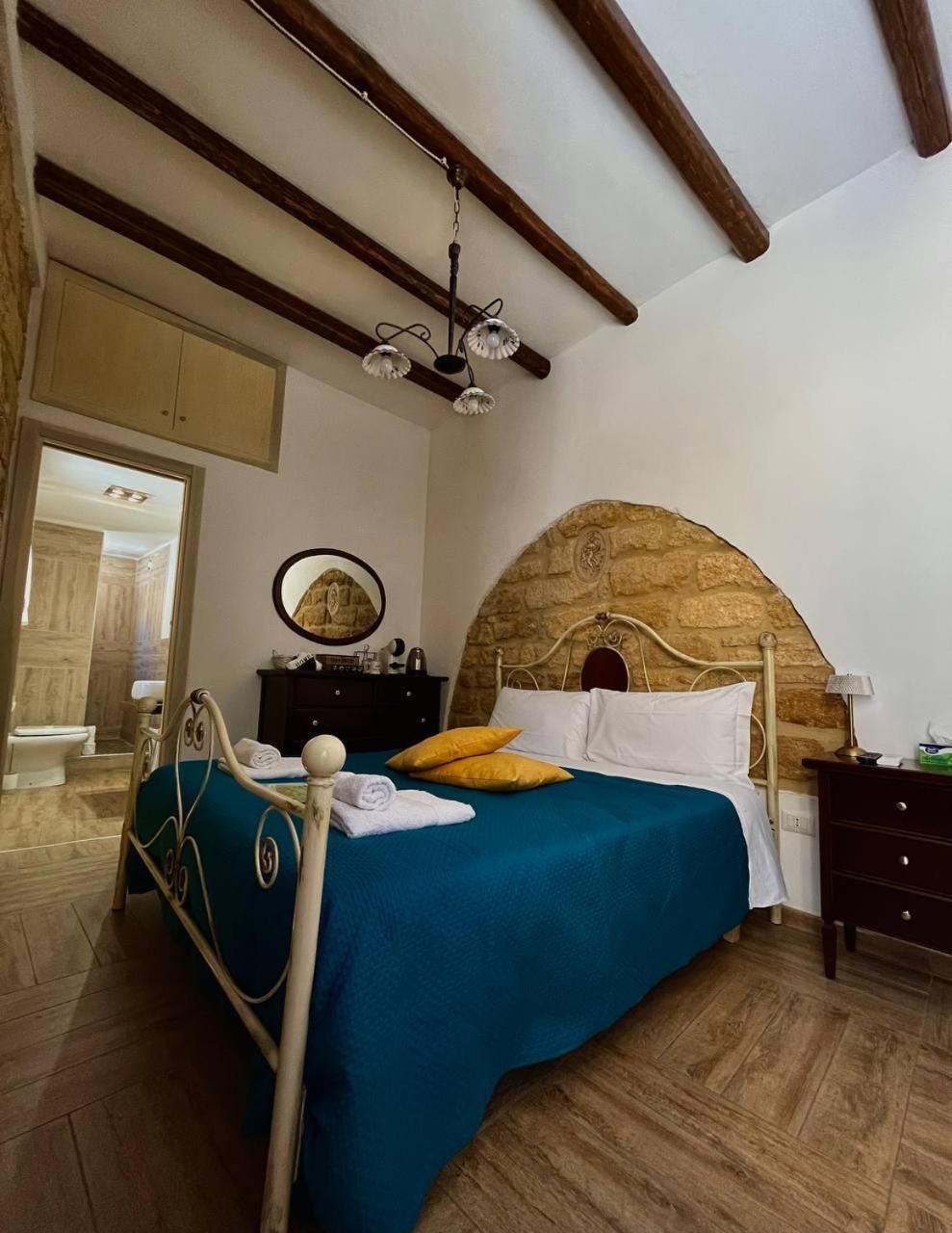 Double Room with Balcony