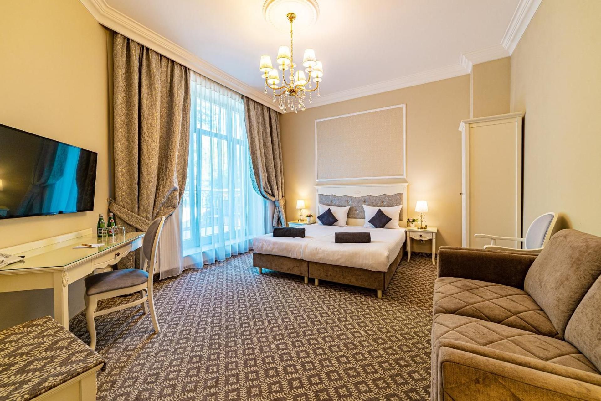 Two-Bedroom Suite