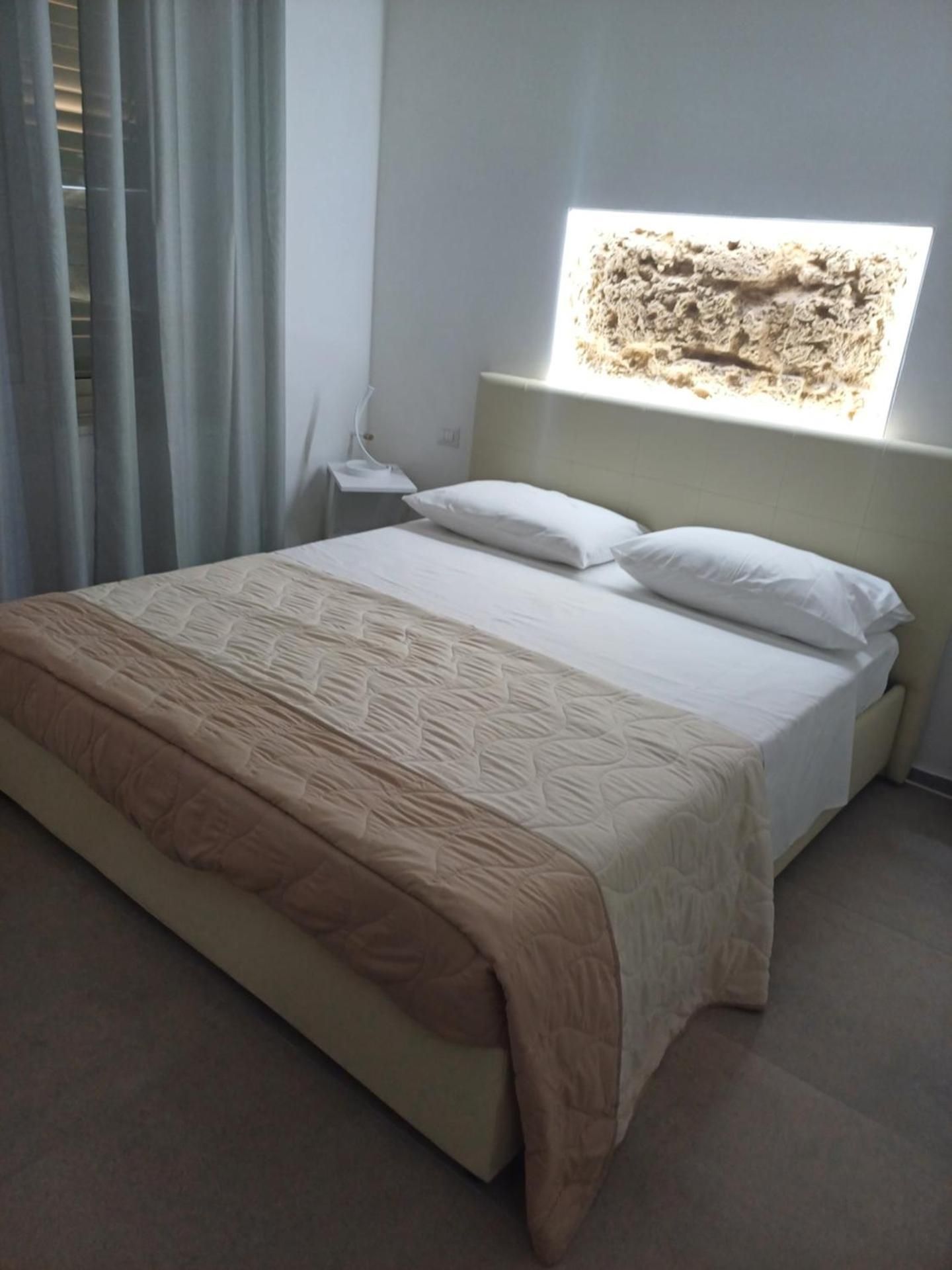 Falikrjda Suite & Rooms