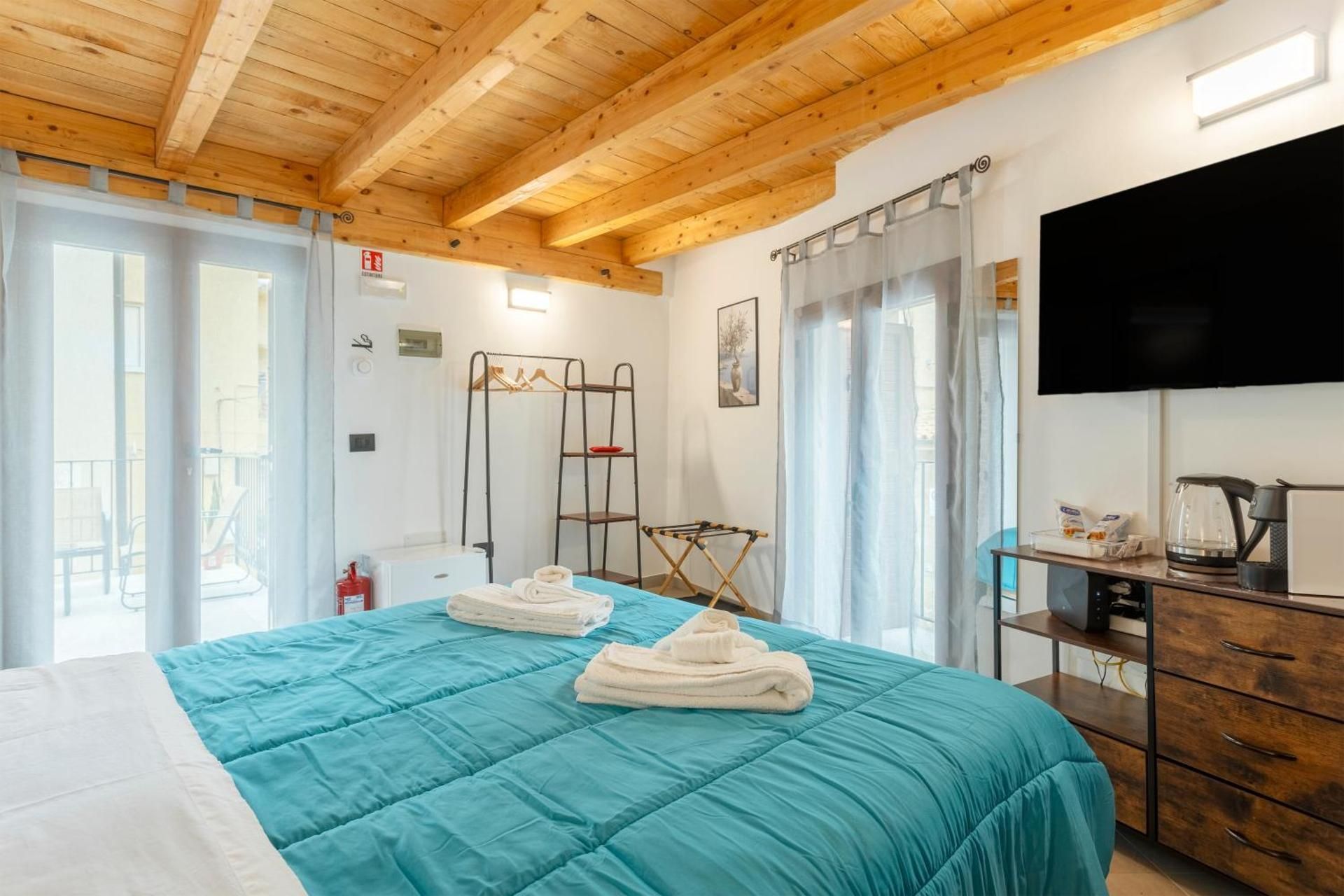 Deluxe Double Room with Balcony