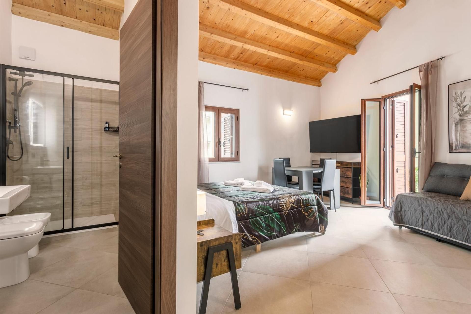 One-Bedroom Suite