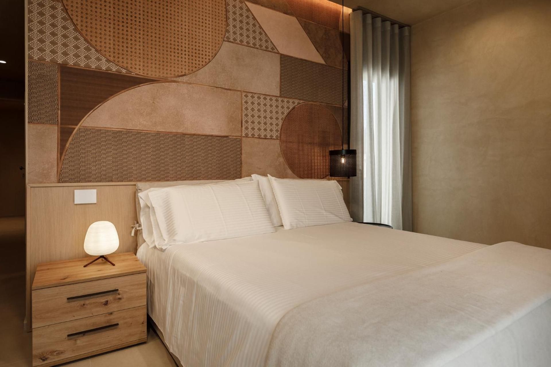 Deluxe Double Room with Balcony and Sea View