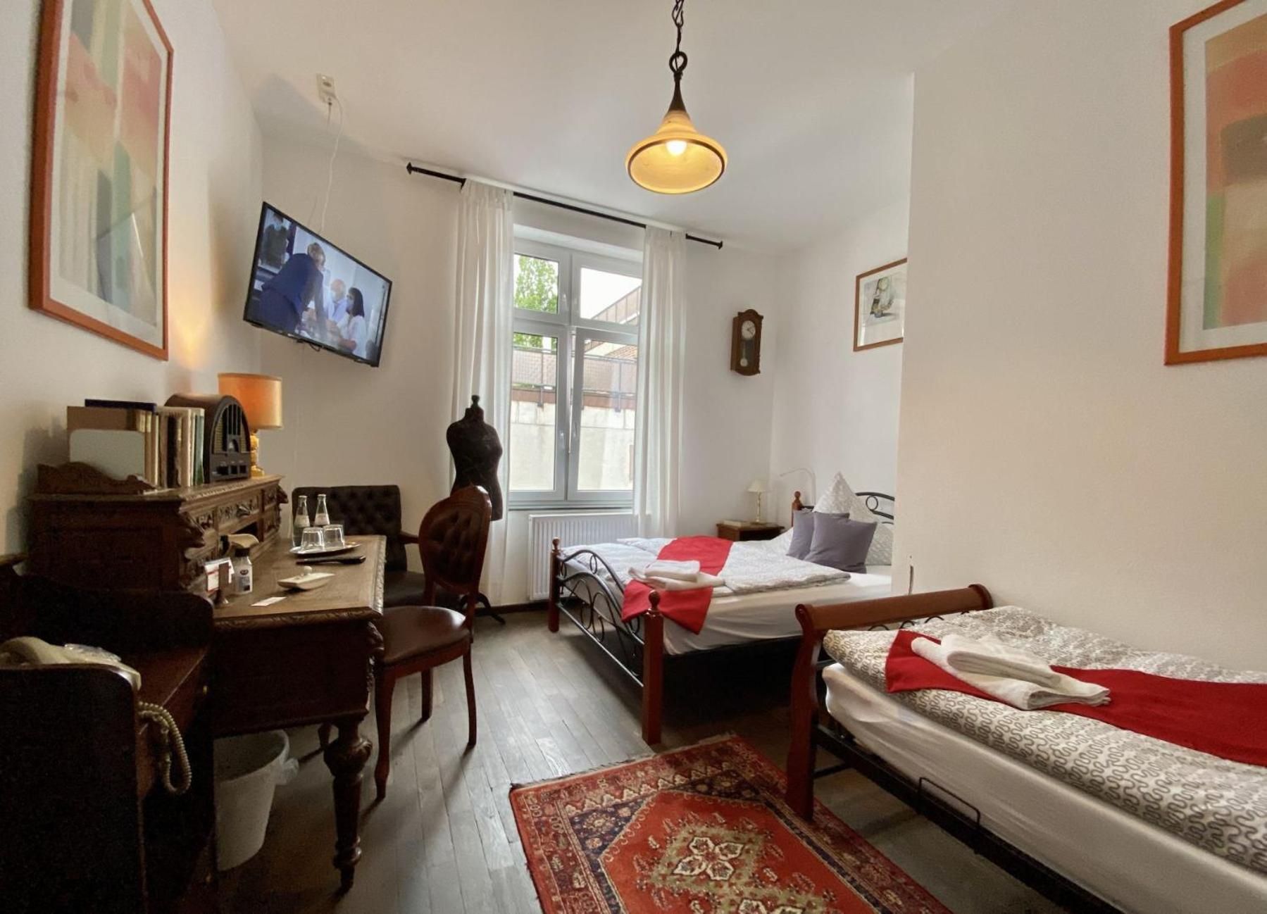 Economy Twin Room