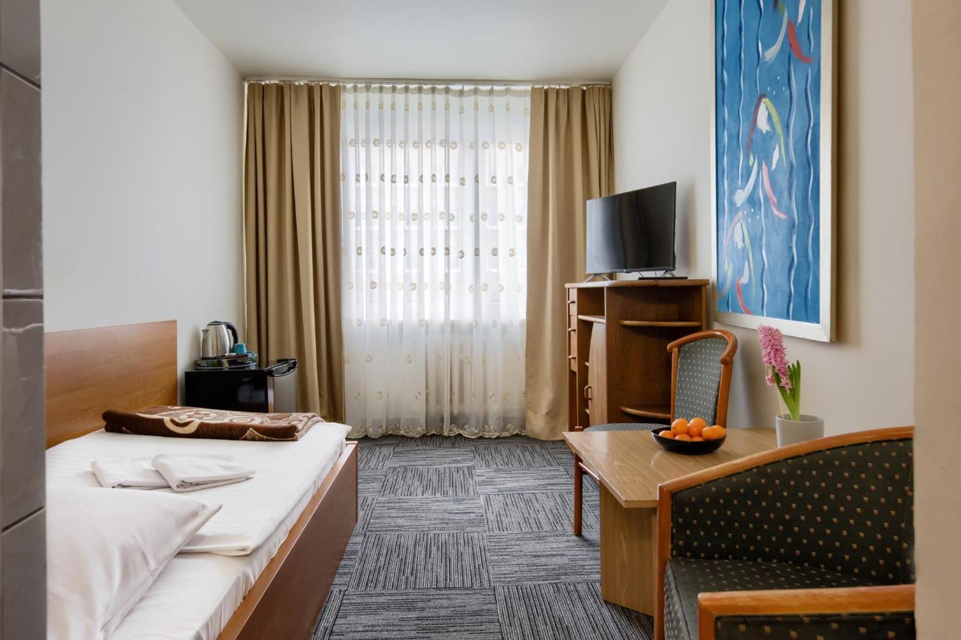 Standard Single Room