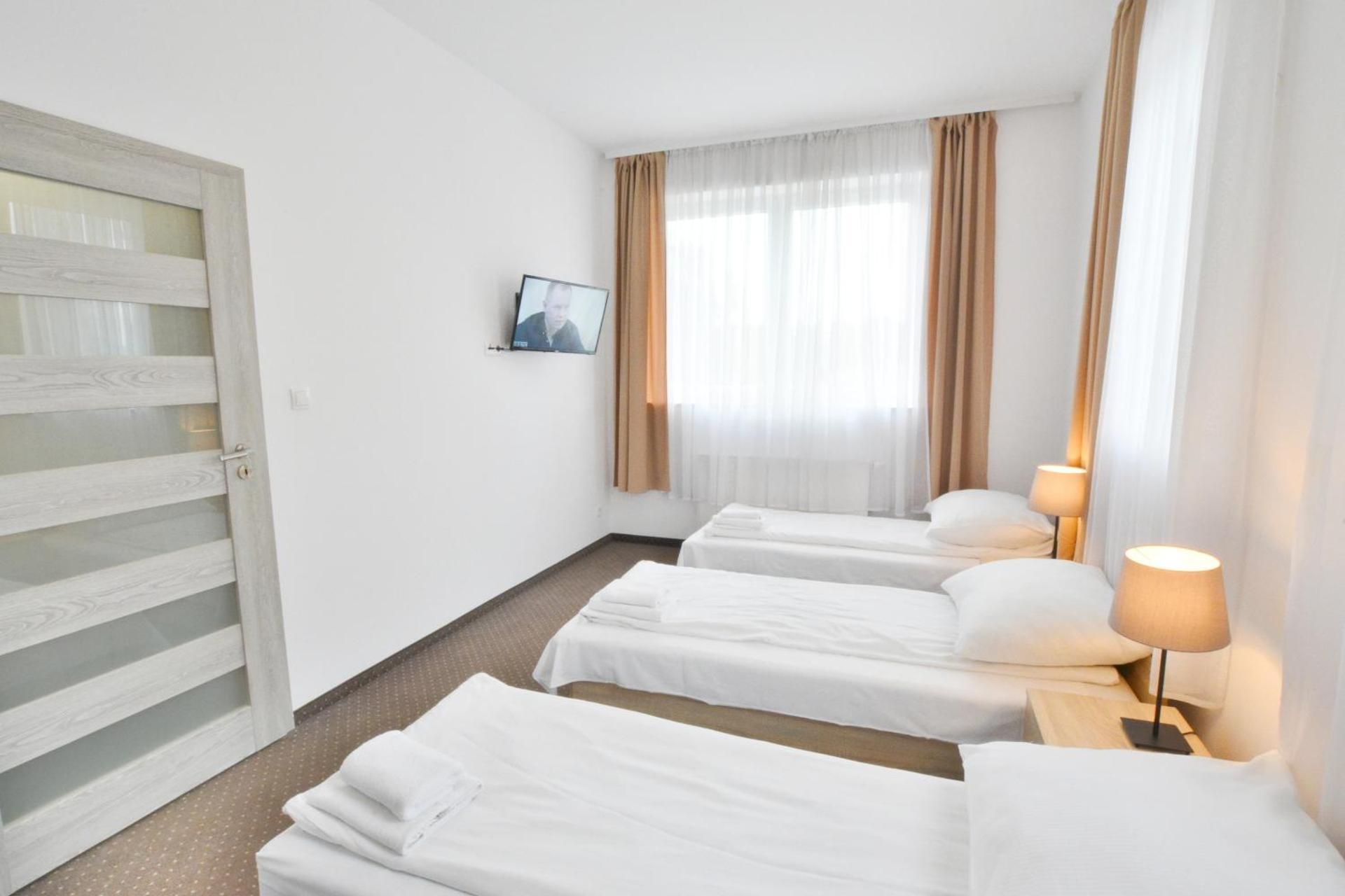 Triple Room with Private Bathroom
